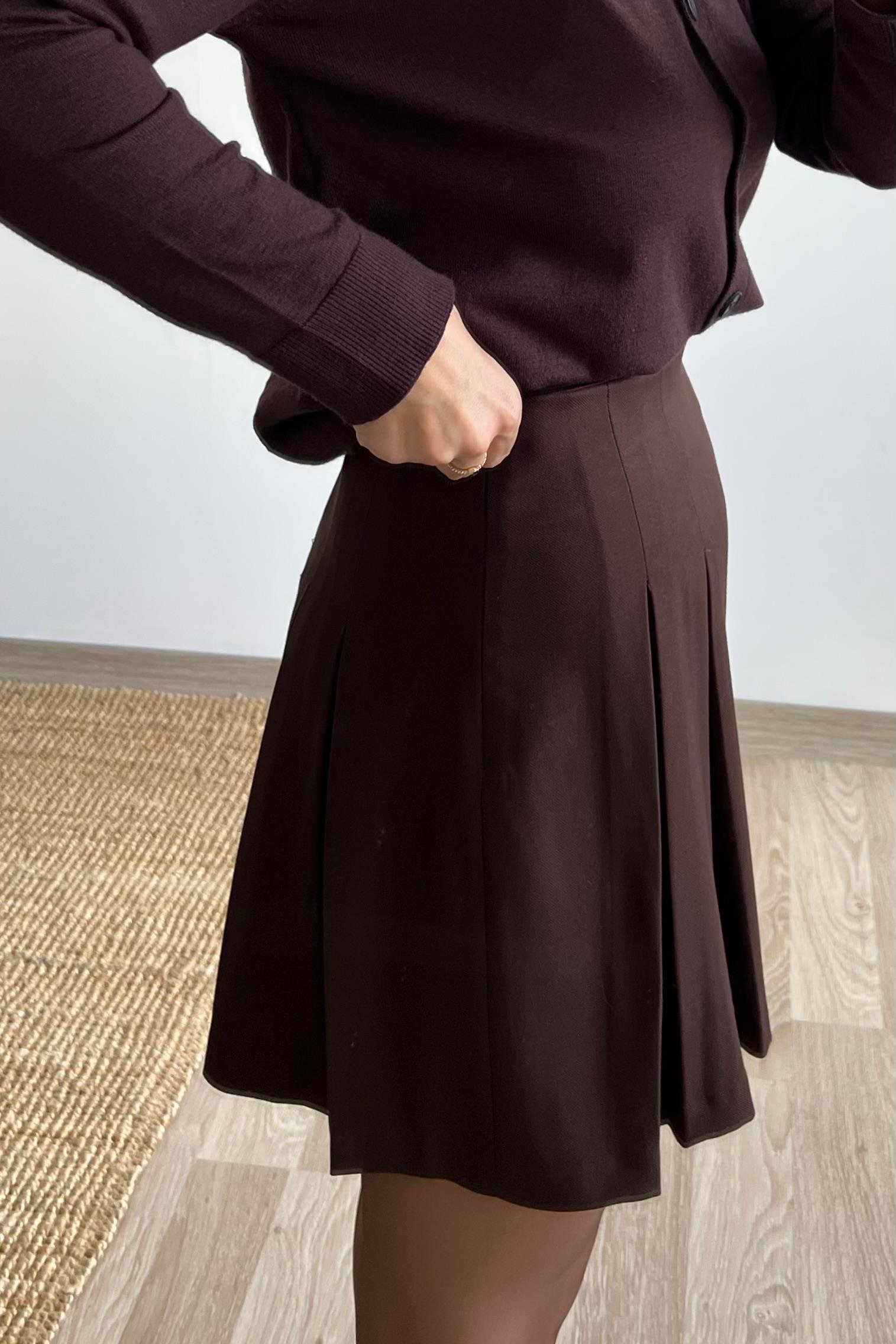 Kahverengi Pileli Premium Etek  uygun fiyatlarda www.butikhola.com adresinde
