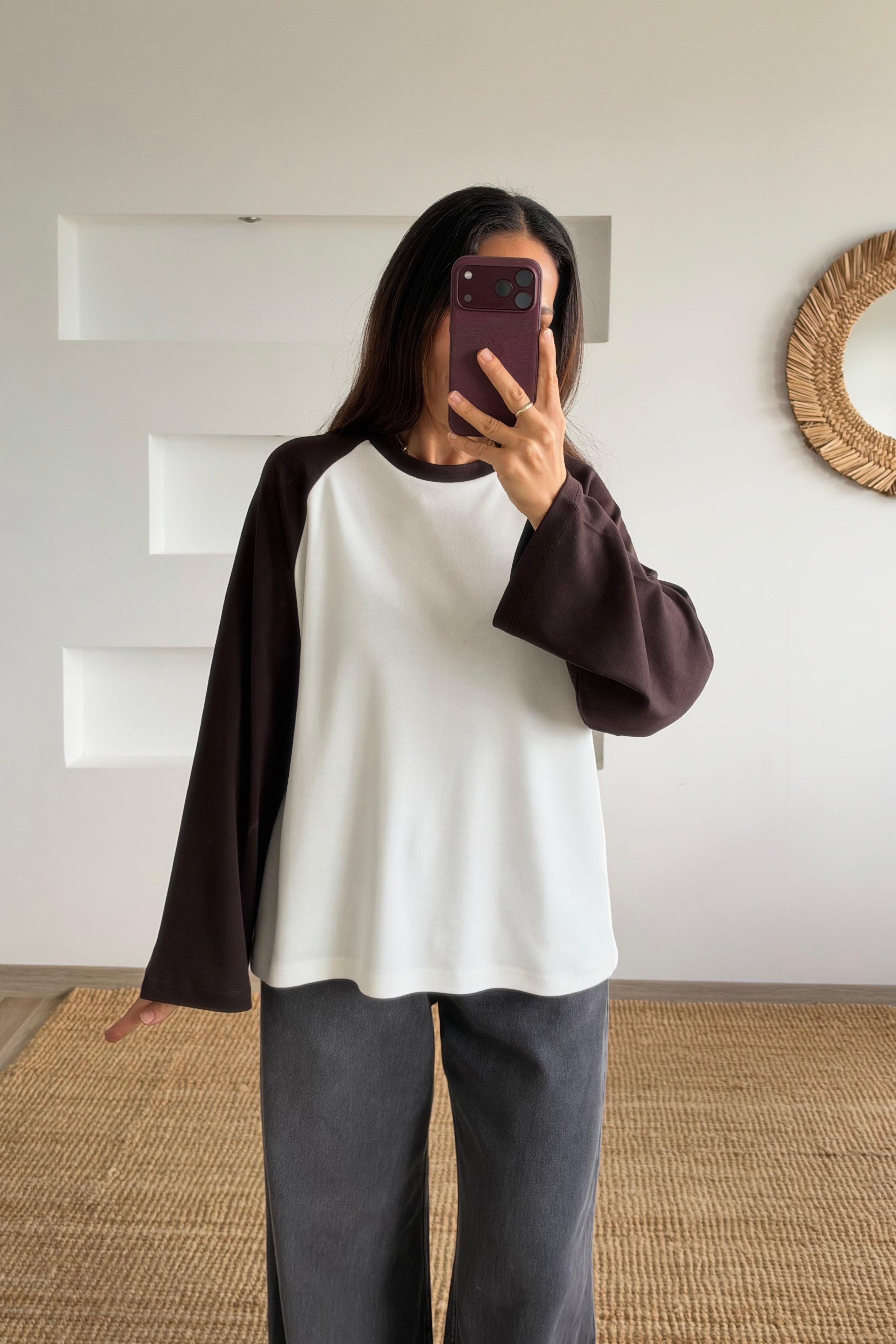 Kahverengi Reglan Kollu Sweatshirt uygun fiyatlarda www.butikhola.com adresinde