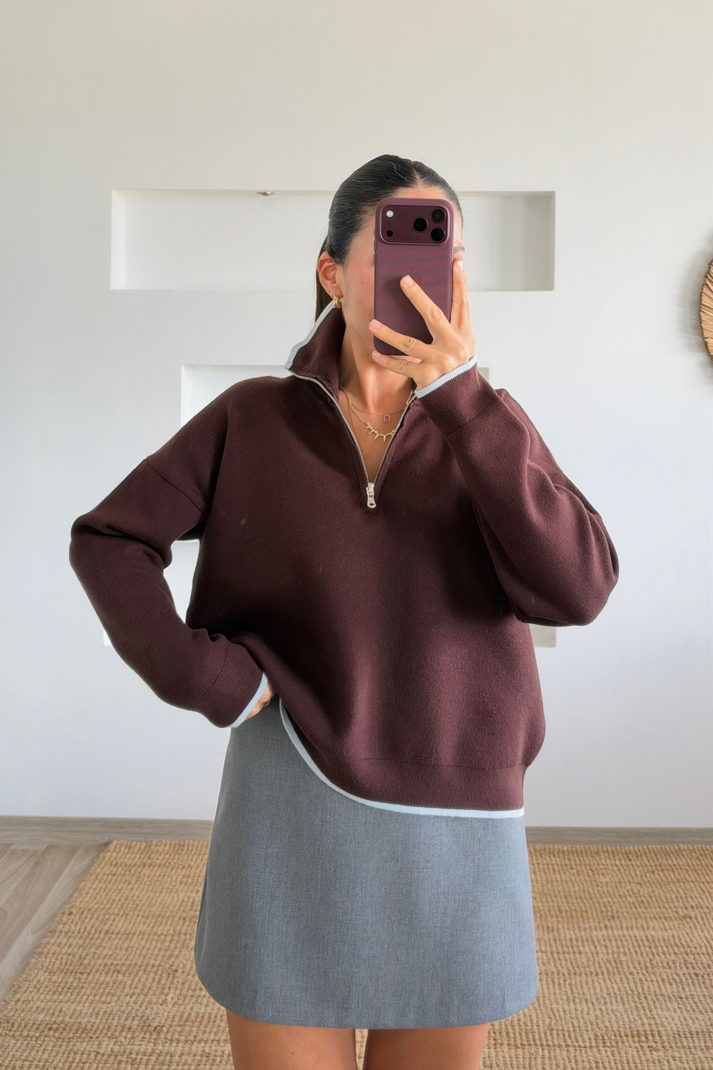 Kahverengi Yarım Fermuarlı Dik Yaka Kazak uygun fiyatlarda www.butikhola.com adresinde