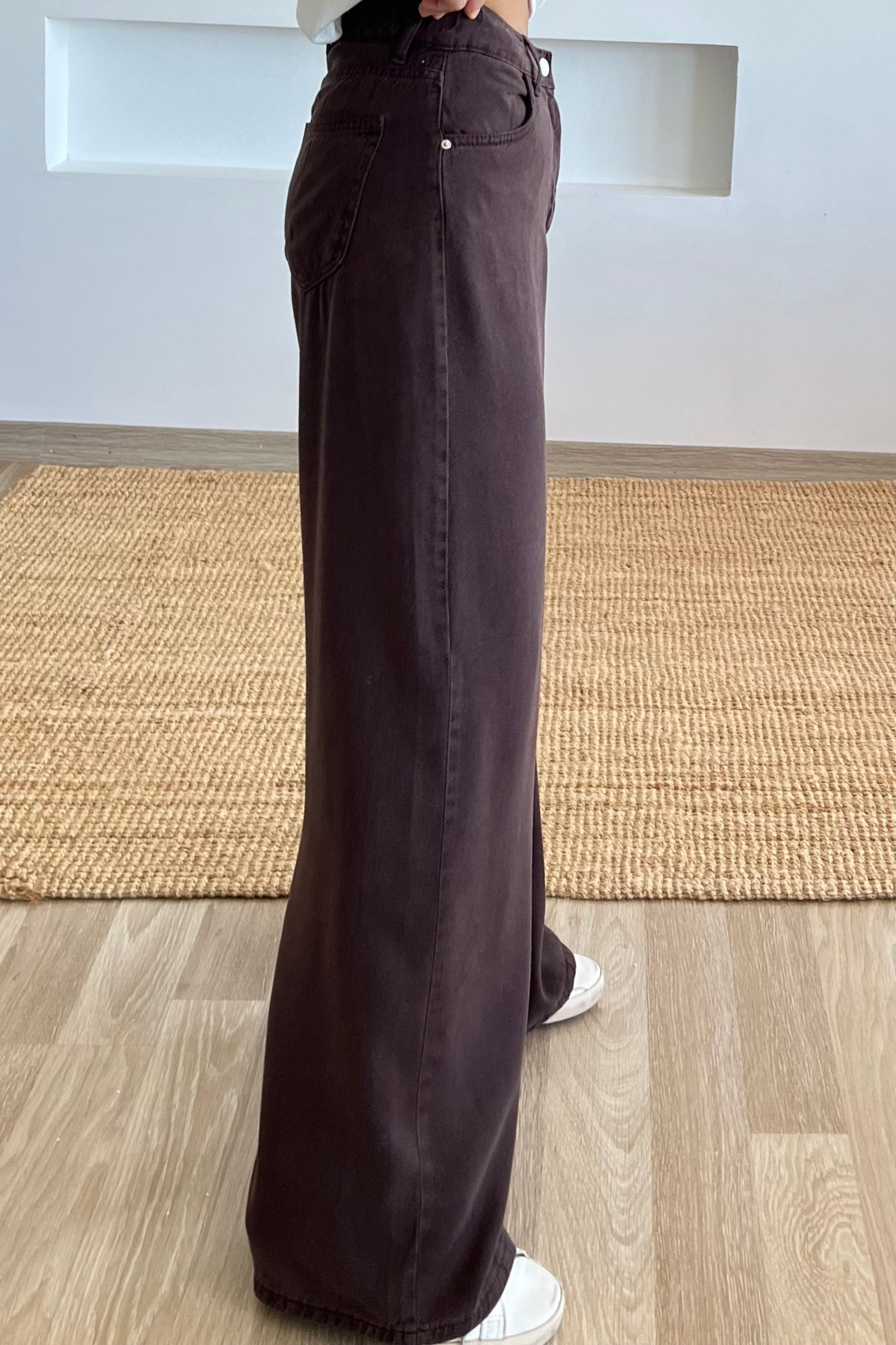 Kahverengi Yumuşak Dokulu Beli Lastikli Jean uygun fiyatlarda www.butikhola.com adresinde