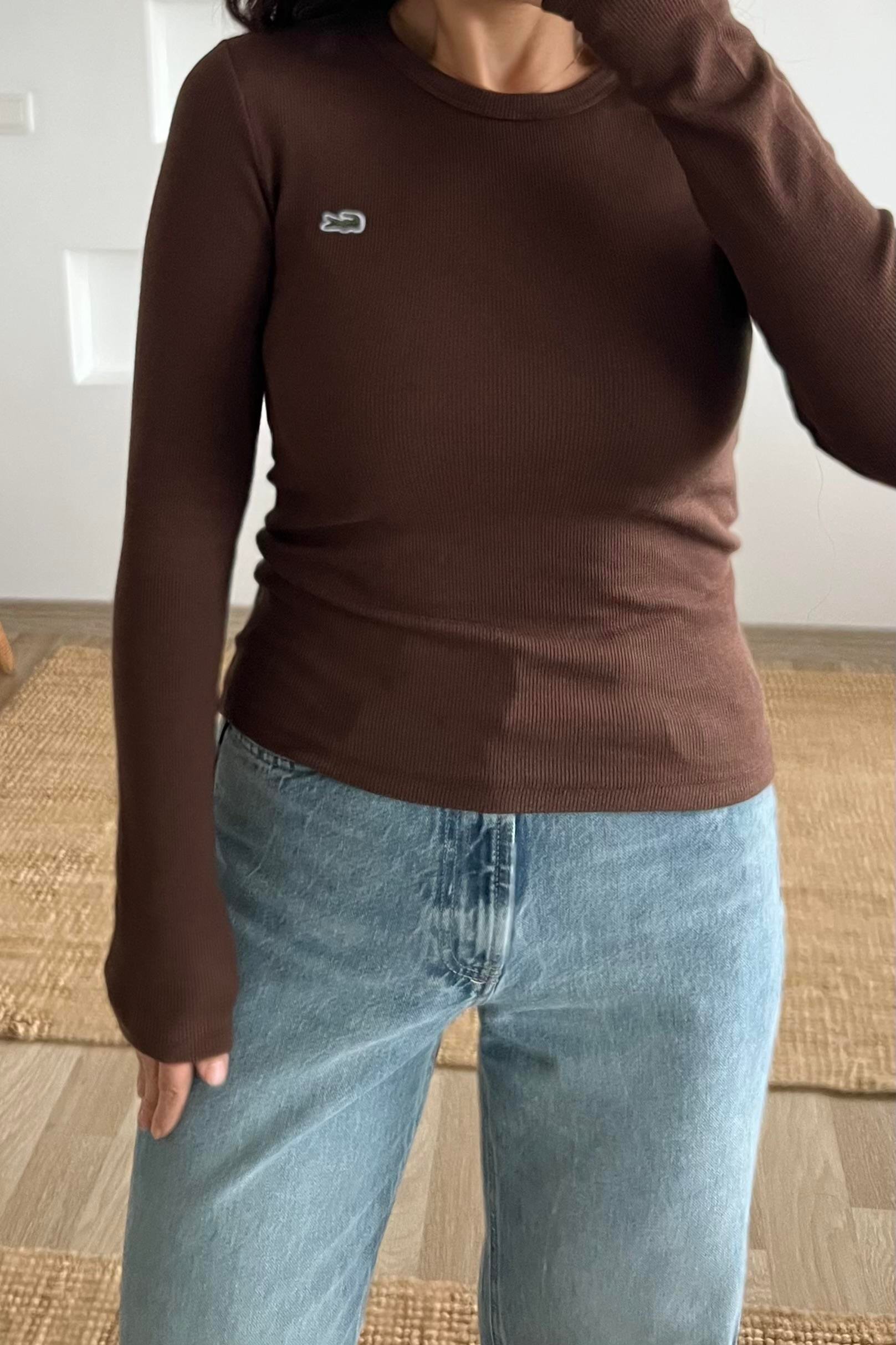 Kahvrengi Logo Nakışlı Uzun Kollu Bluz uygun fiyatlarda www.butikhola.com adresinde