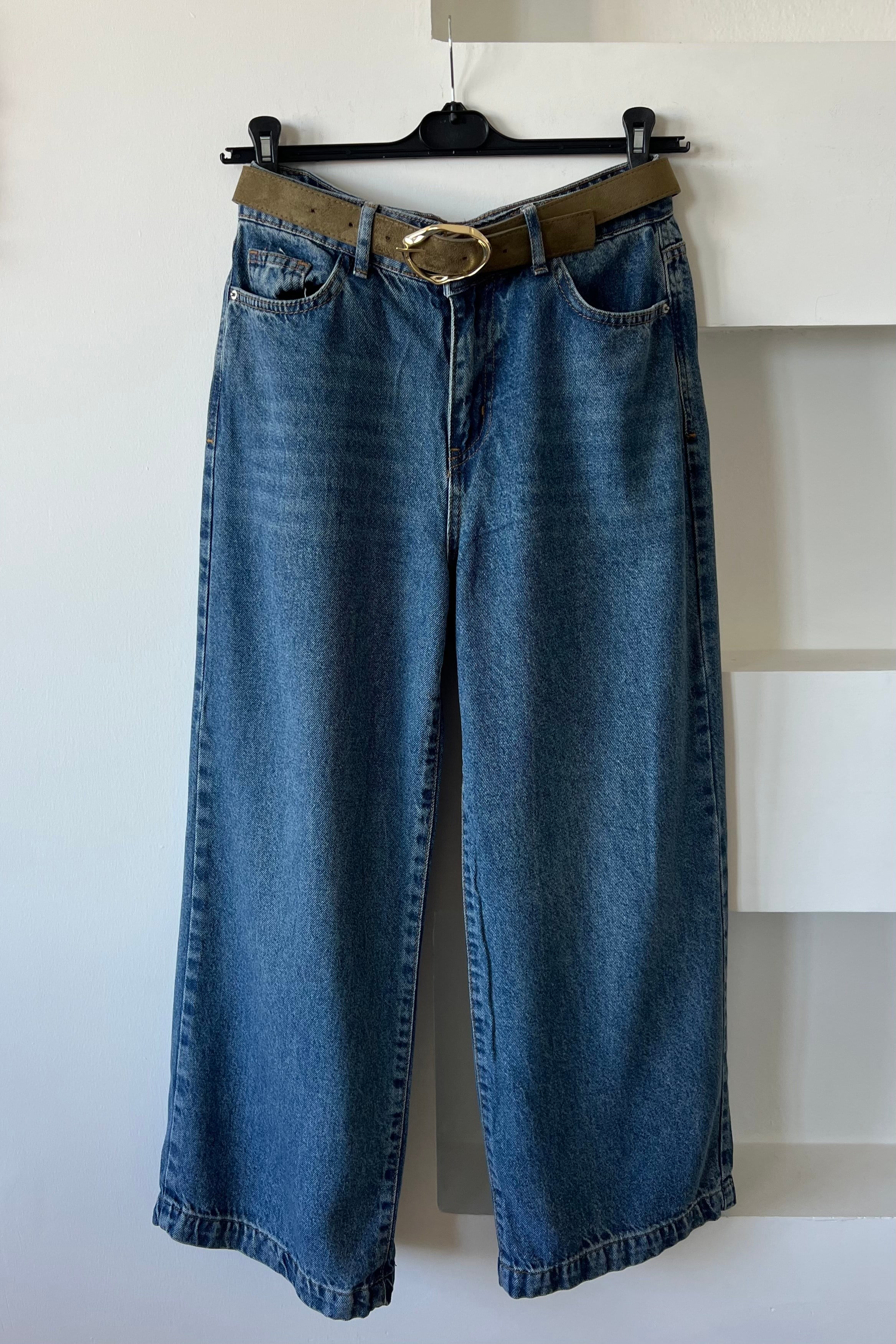 Kemerli Yumuşak Dokulu Jean uygun fiyatlarda www.butikhola.com adresinde
