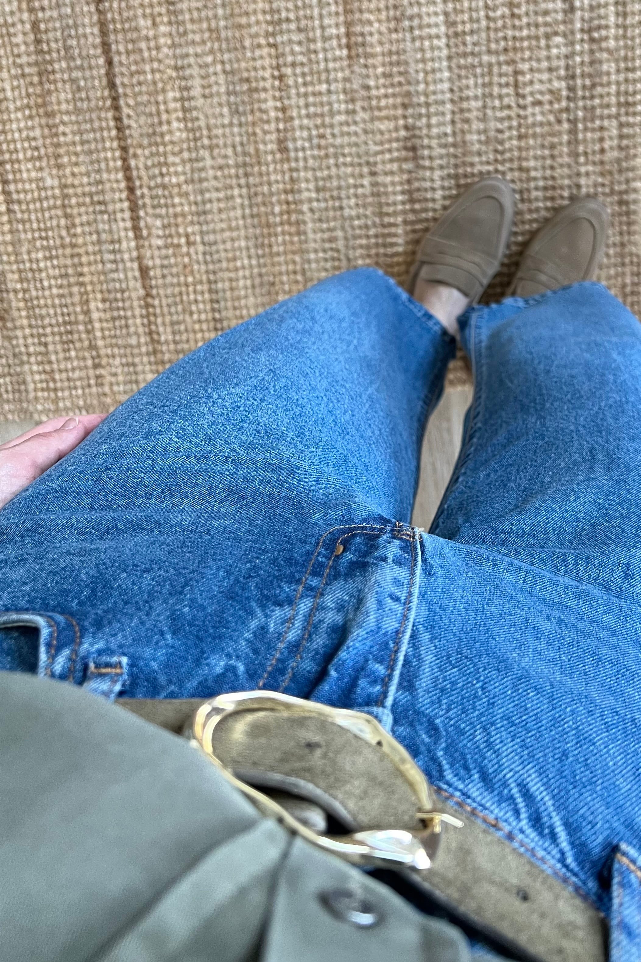 Kemerli Yumuşak Dokulu Jean uygun fiyatlarda www.butikhola.com adresinde
