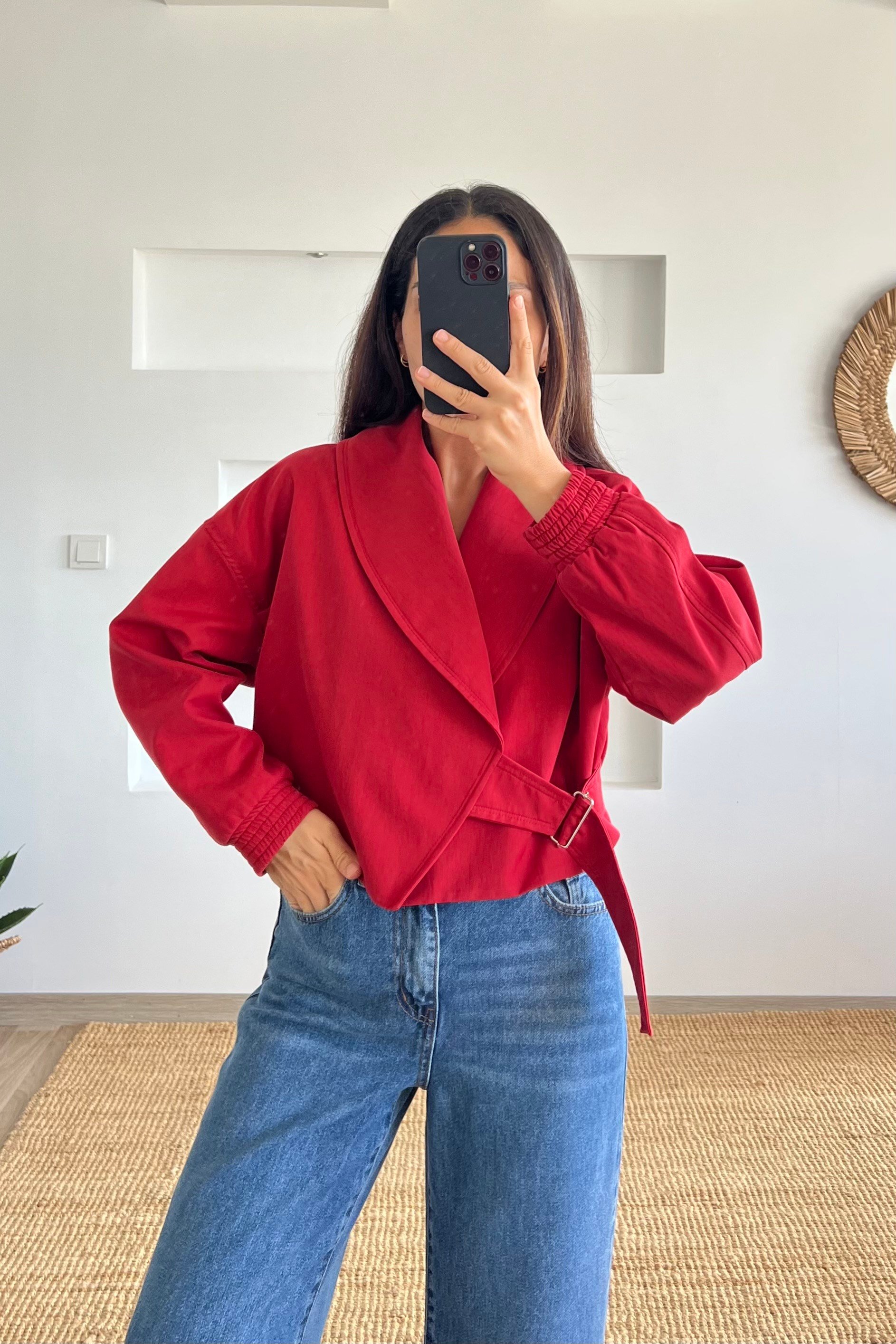 Kırmızı Şal Yaka Crop Trençkot uygun fiyatlarda www.butikhola.com adresinde