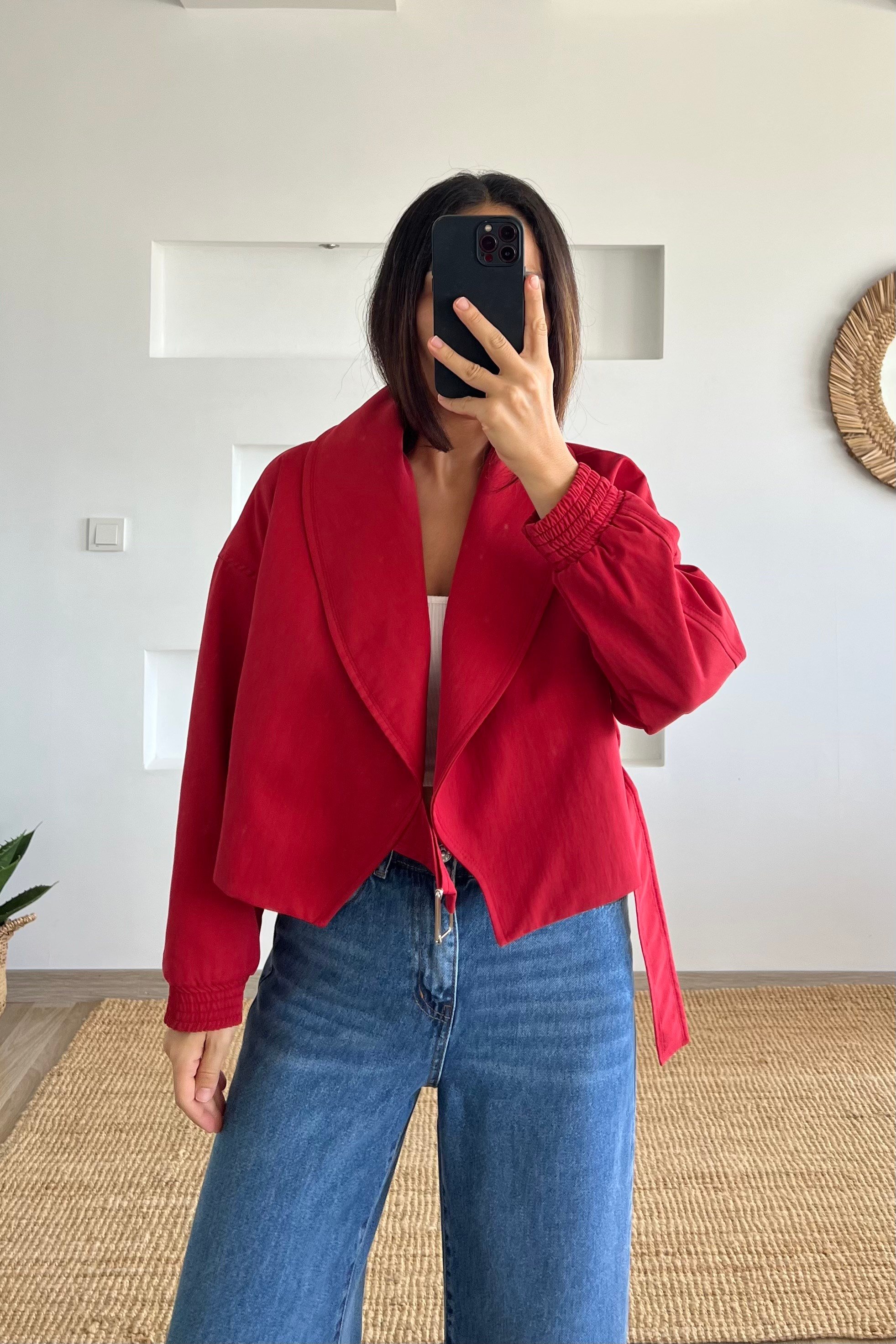 Kırmızı Şal Yaka Crop Trençkot uygun fiyatlarda www.butikhola.com adresinde