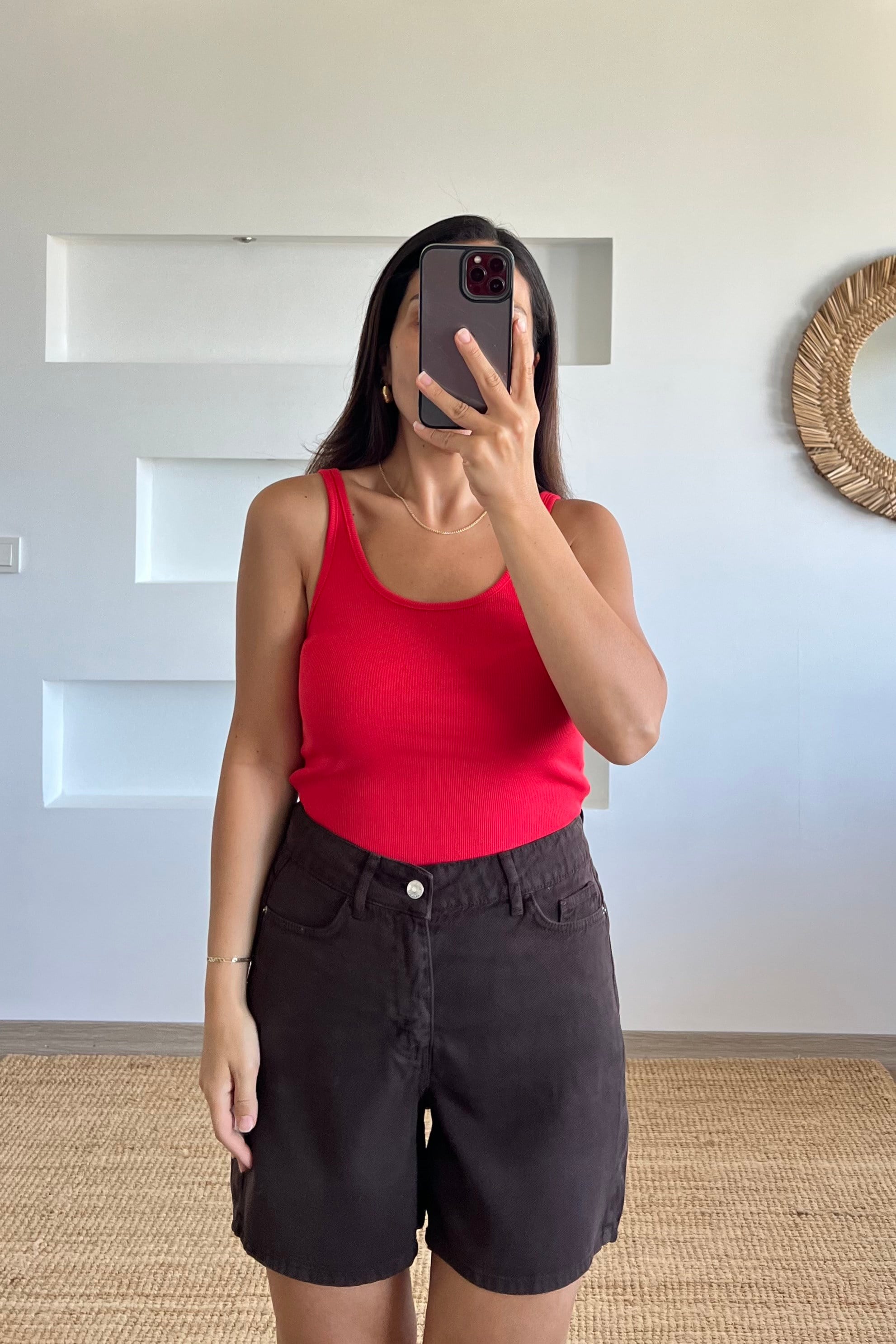 Kırmızı U Yaka Askılı Fitilli Atlet uygun fiyatlarda www.butikhola.com adresinde