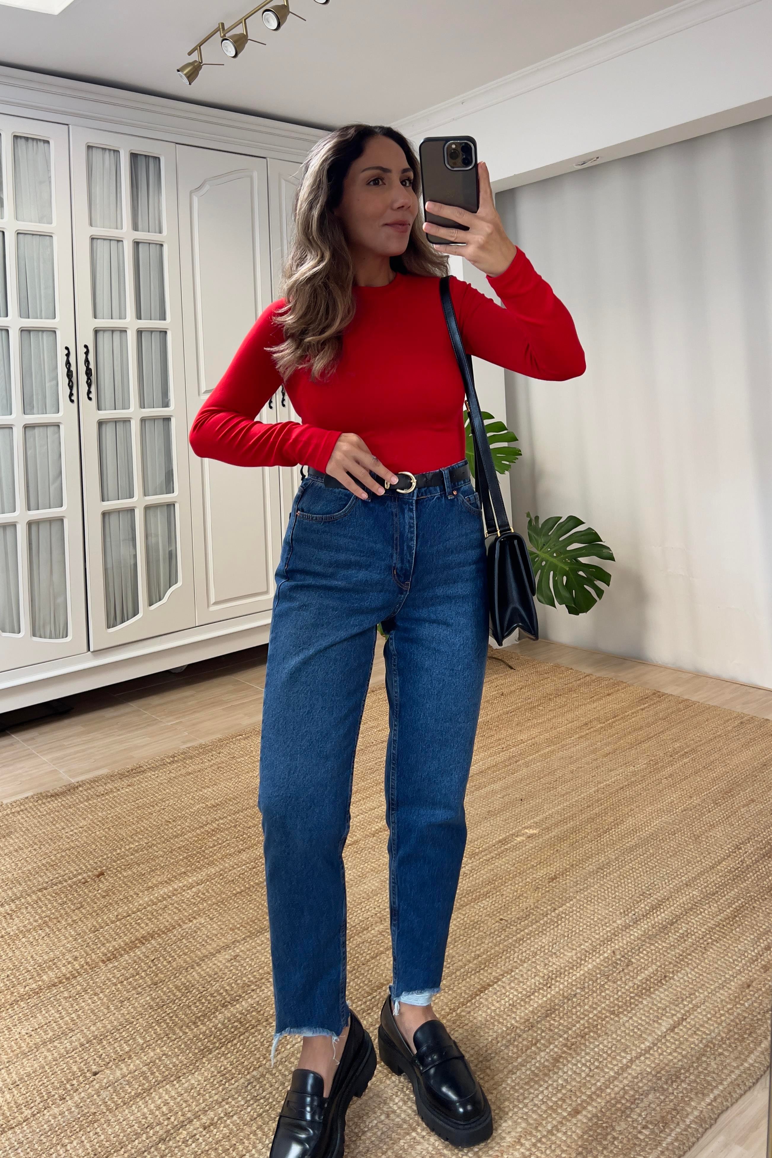 Kırmızı Yumuşak Dokulu Bluz  uygun fiyatlarda www.butikhola.com adresinde