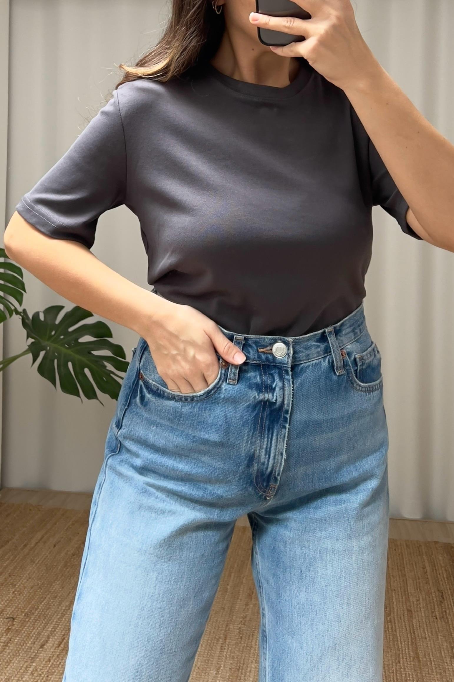 Koyu Gri Organik Pamuklu Basic Tshirt uygun fiyatlarda www.butikhola.com adresinde