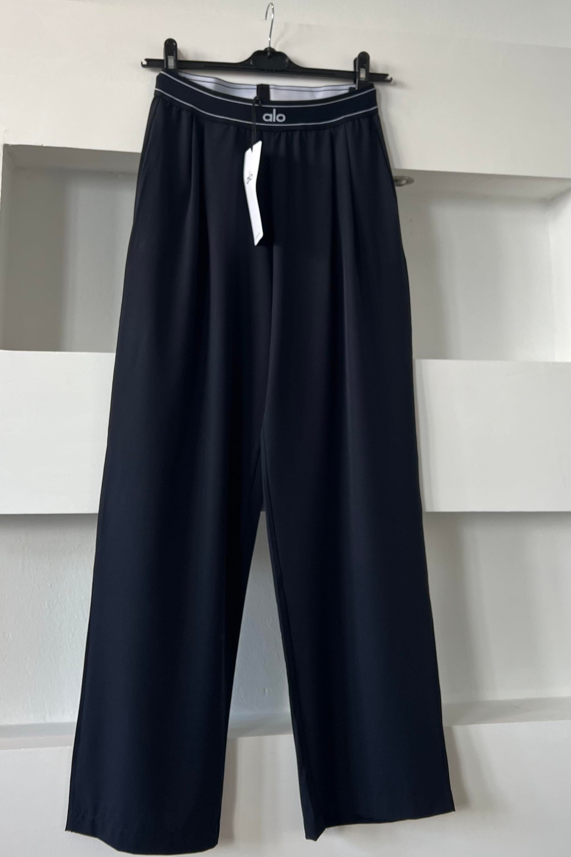 Lacivert Beli Logo Şeritli Trn Pantolon uygun fiyatlarda www.butikhola.com adresinde