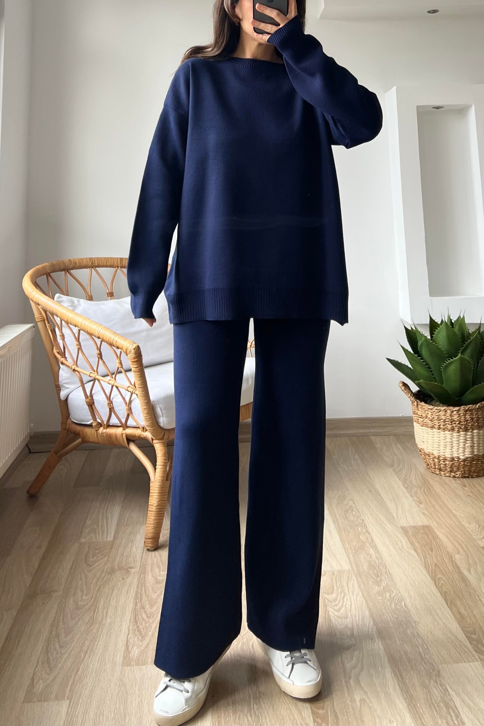 Lacivert Çelik Örme Triko Takım uygun fiyatlarda www.butikhola.com adresinde