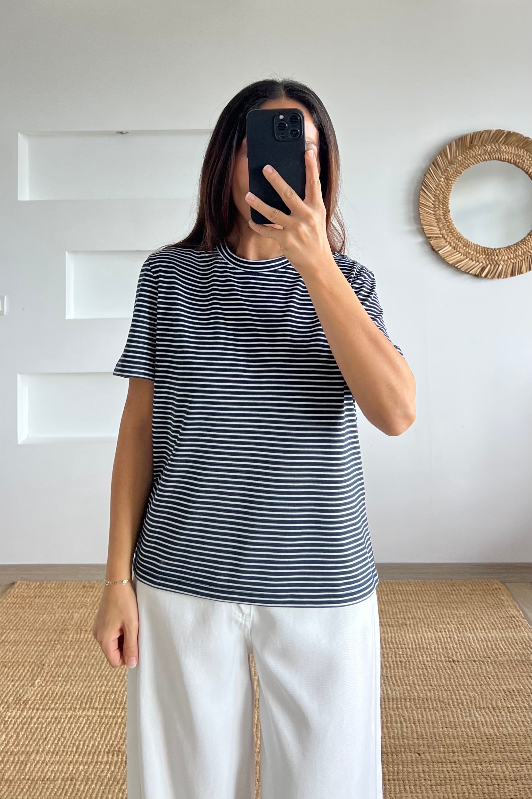 Lacivert Çizgili Basic Tshirt uygun fiyatlarda www.butikhola.com adresinde