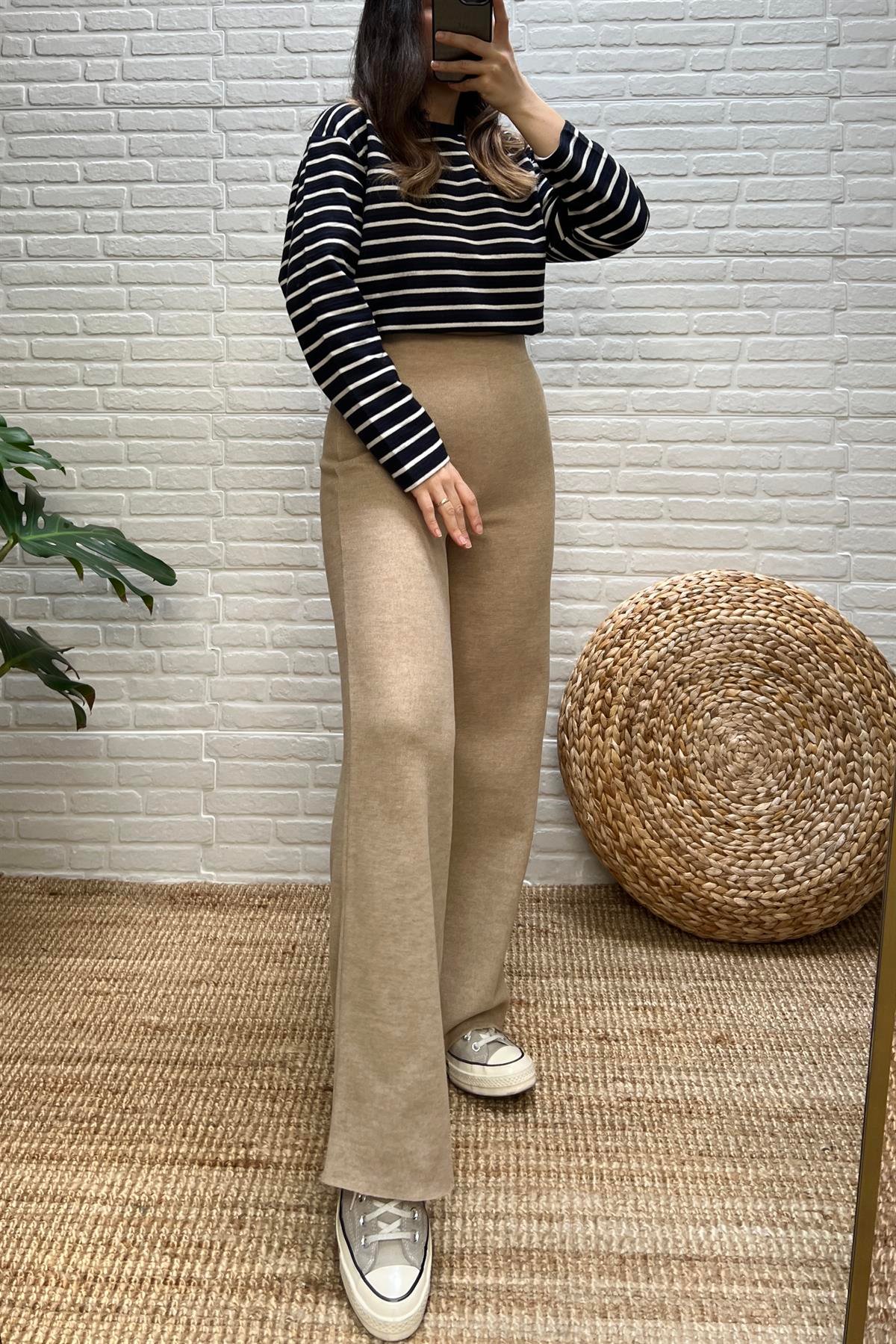 Lacivert Çizgili Dokulu Sweatshirt uygun fiyatlarda www.butikhola.com adresinde