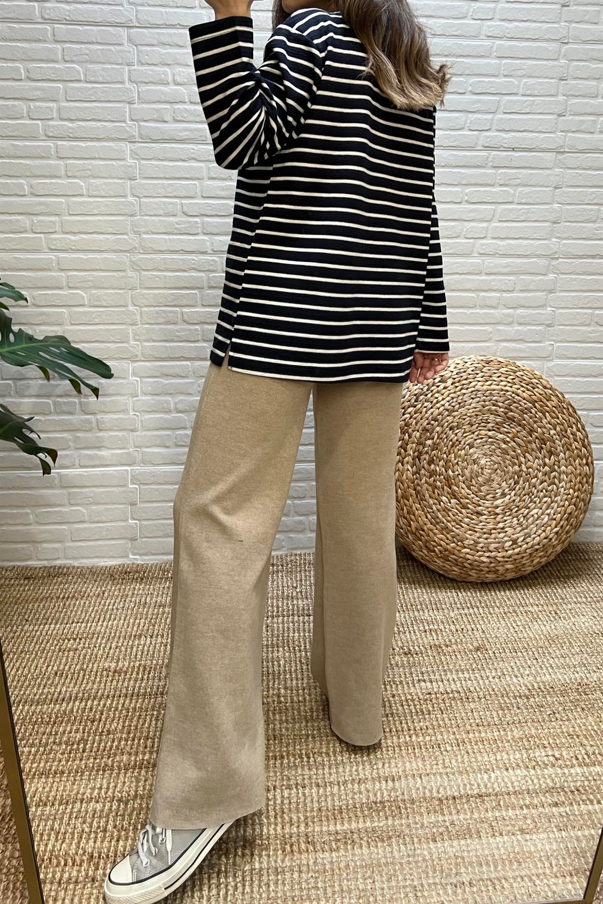 Lacivert Çizgili Dokulu Sweatshirt uygun fiyatlarda www.butikhola.com adresinde