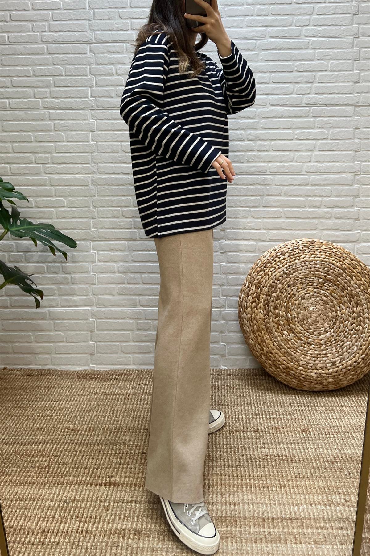 Lacivert Çizgili Dokulu Sweatshirt uygun fiyatlarda www.butikhola.com adresinde