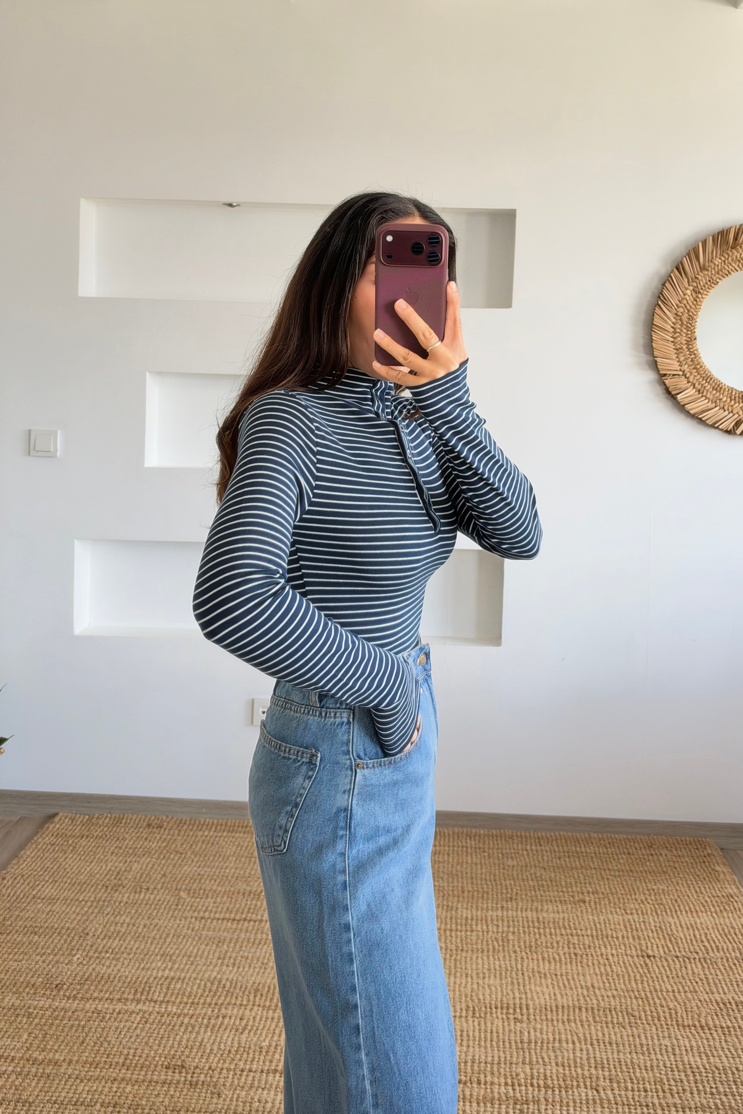 Lacivert Çizgili Düğmeli Dik Yaka Bluz uygun fiyatlarda www.butikhola.com adresinde