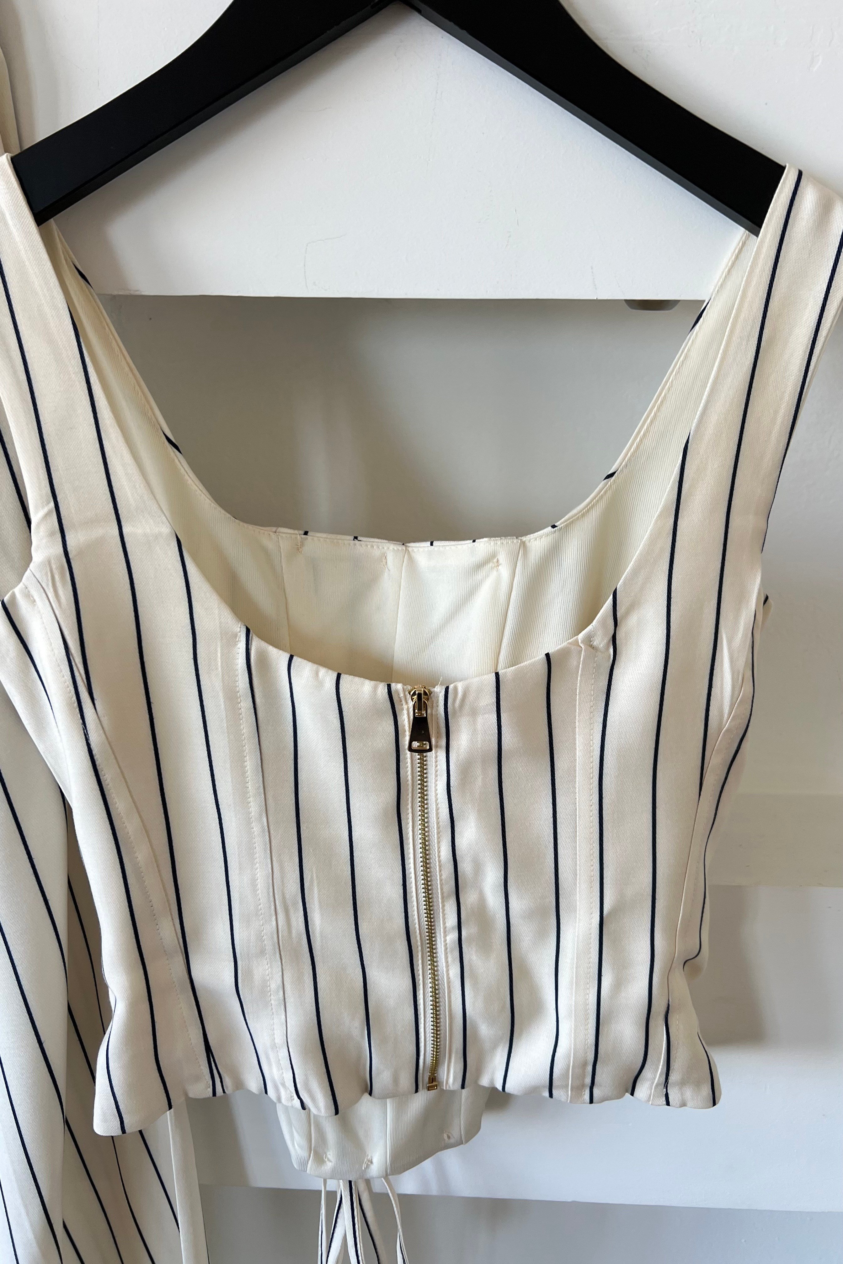 Lacivert Çizgili Marin Korse Takım uygun fiyatlarda www.butikhola.com adresinde