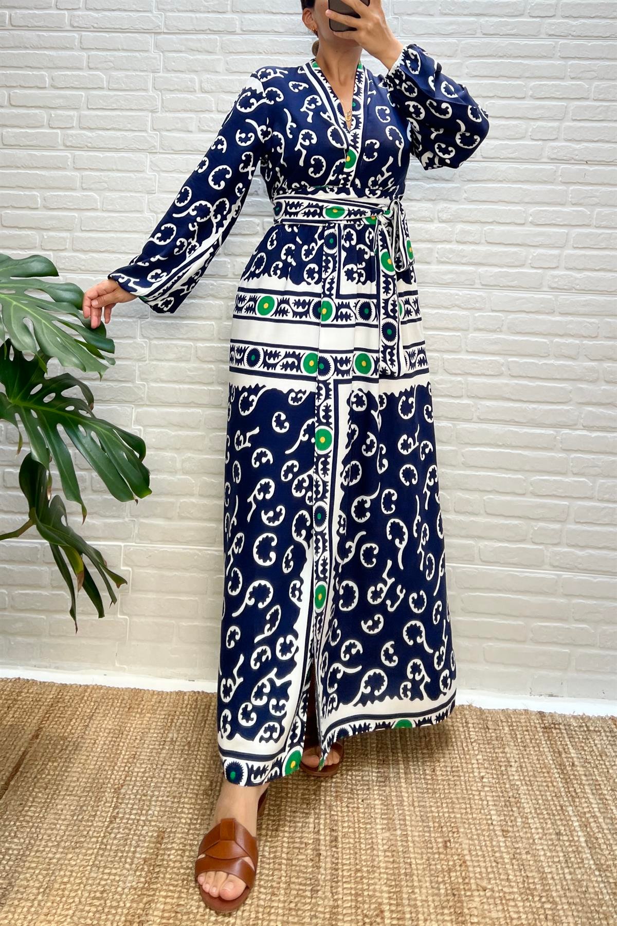Lacivert Desenli Uzun Kimono Elbise  uygun fiyatlarda www.butikhola.com adresinde