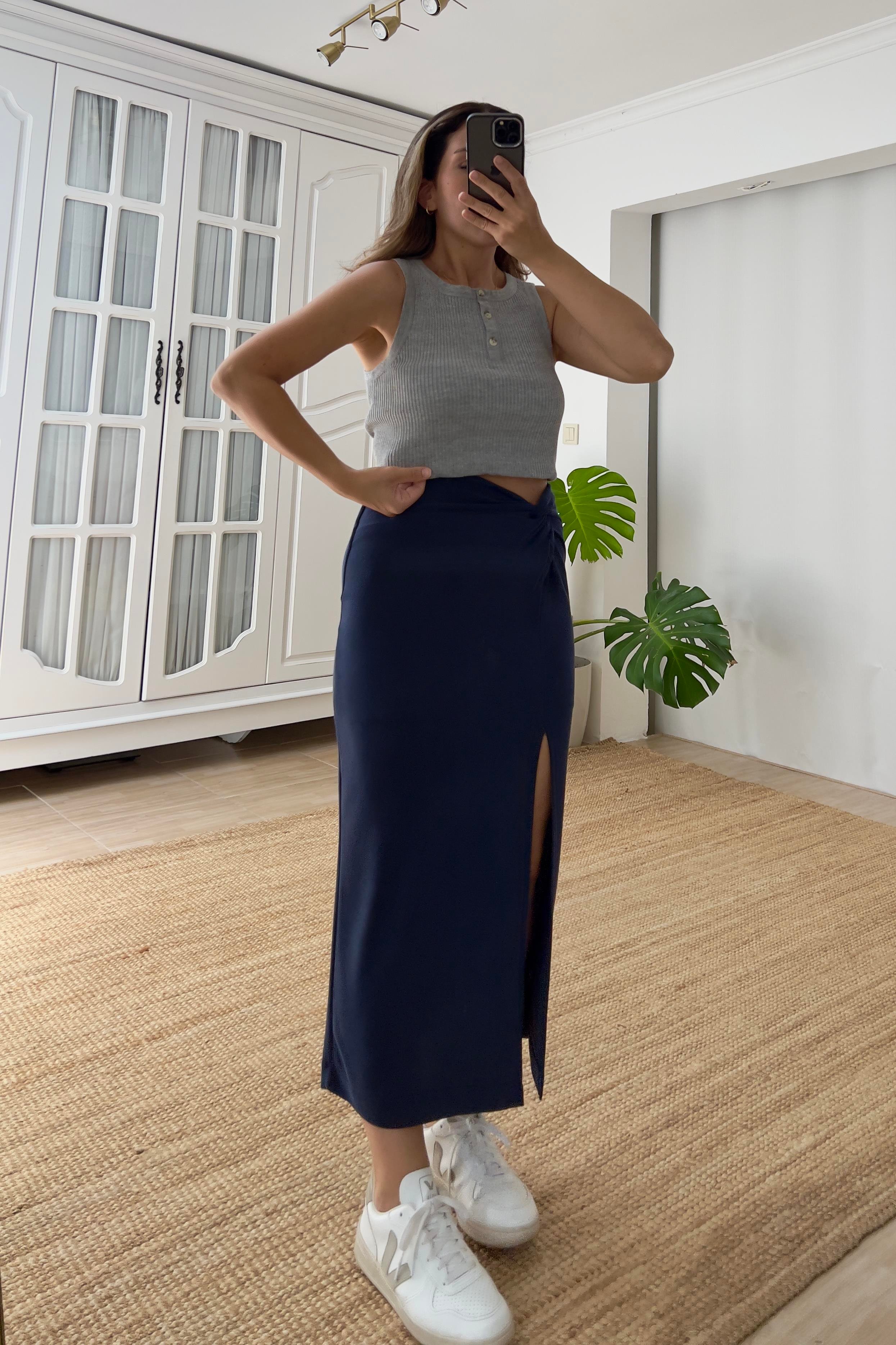 Lacivert Düğümlü Midi Modal Etek uygun fiyatlarda www.butikhola.com adresinde