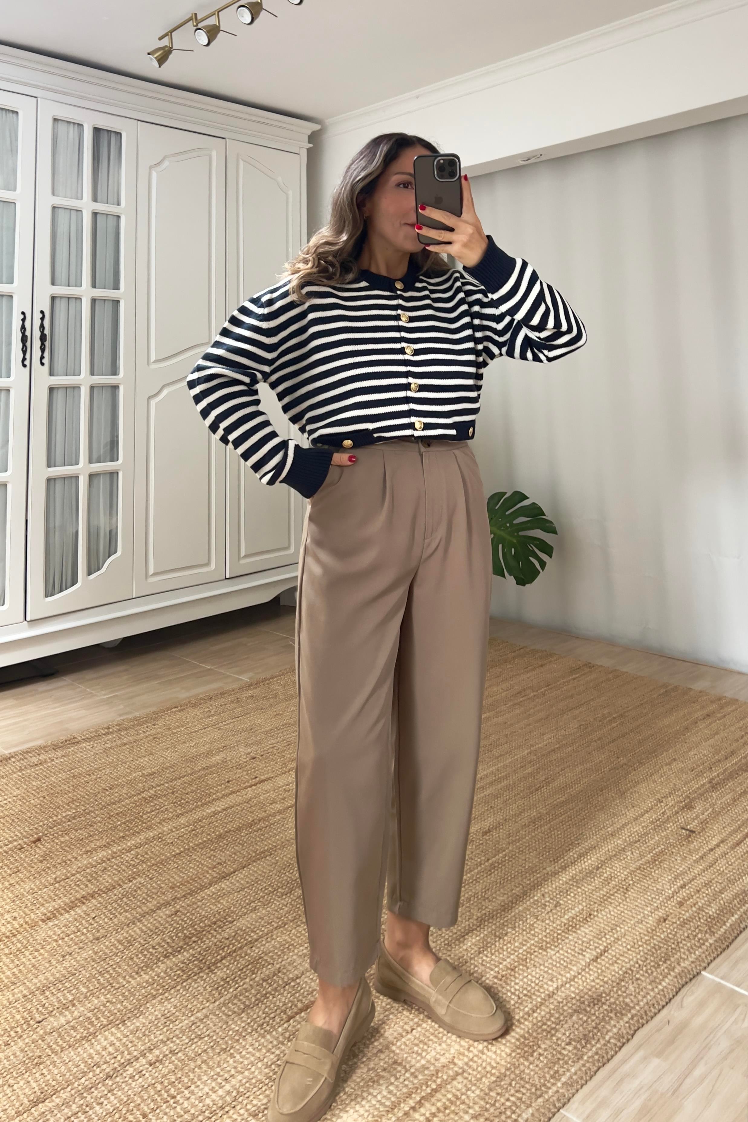 Lacivert Ekru Çizgili Gold Düğme Detaylı Hırka  uygun fiyatlarda www.butikhola.com adresinde