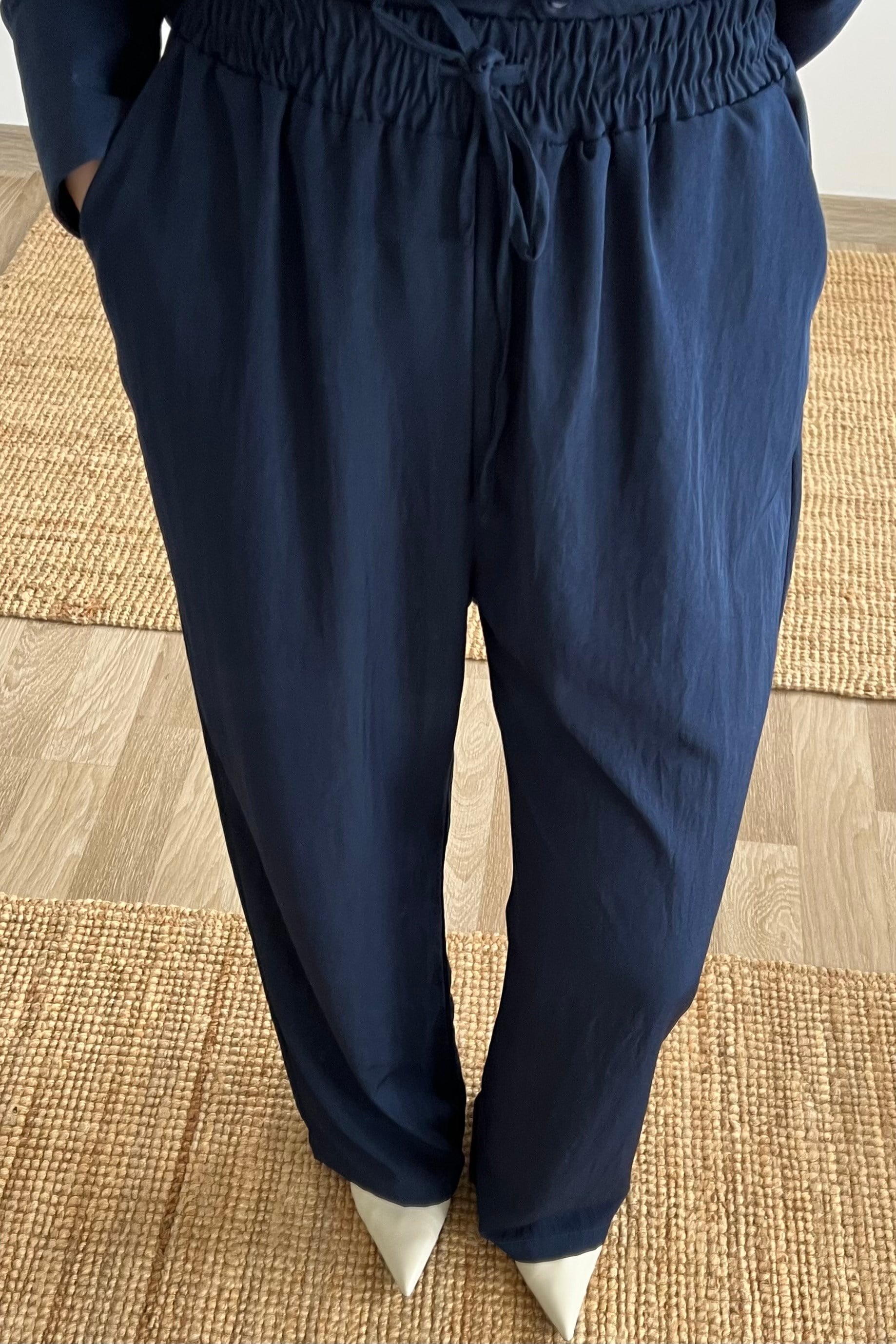 Lacivert Gömlek Pantolon Takım uygun fiyatlarda www.butikhola.com adresinde