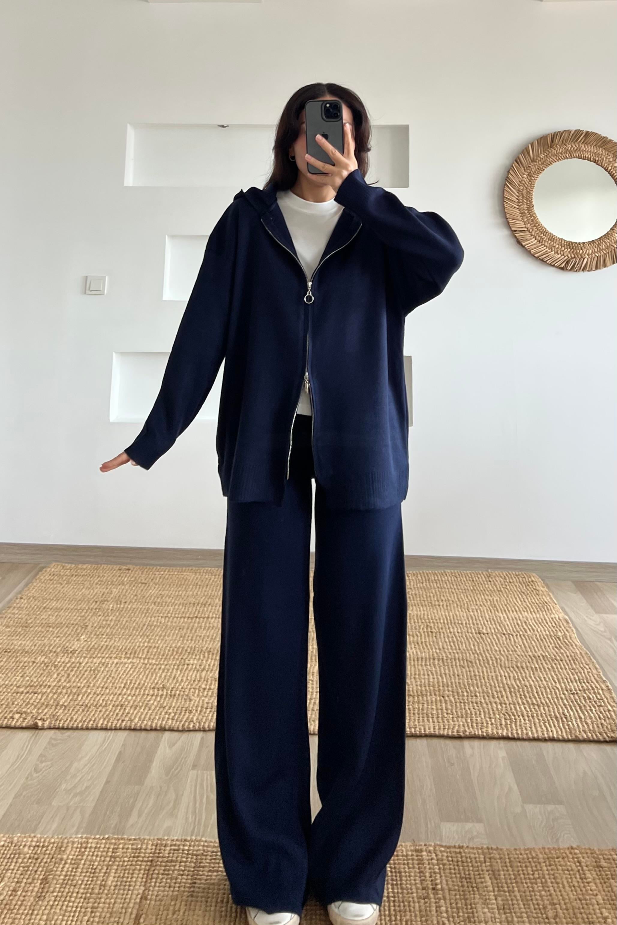 Lacivert Kapüşonlu Triko Takım uygun fiyatlarda www.butikhola.com adresinde