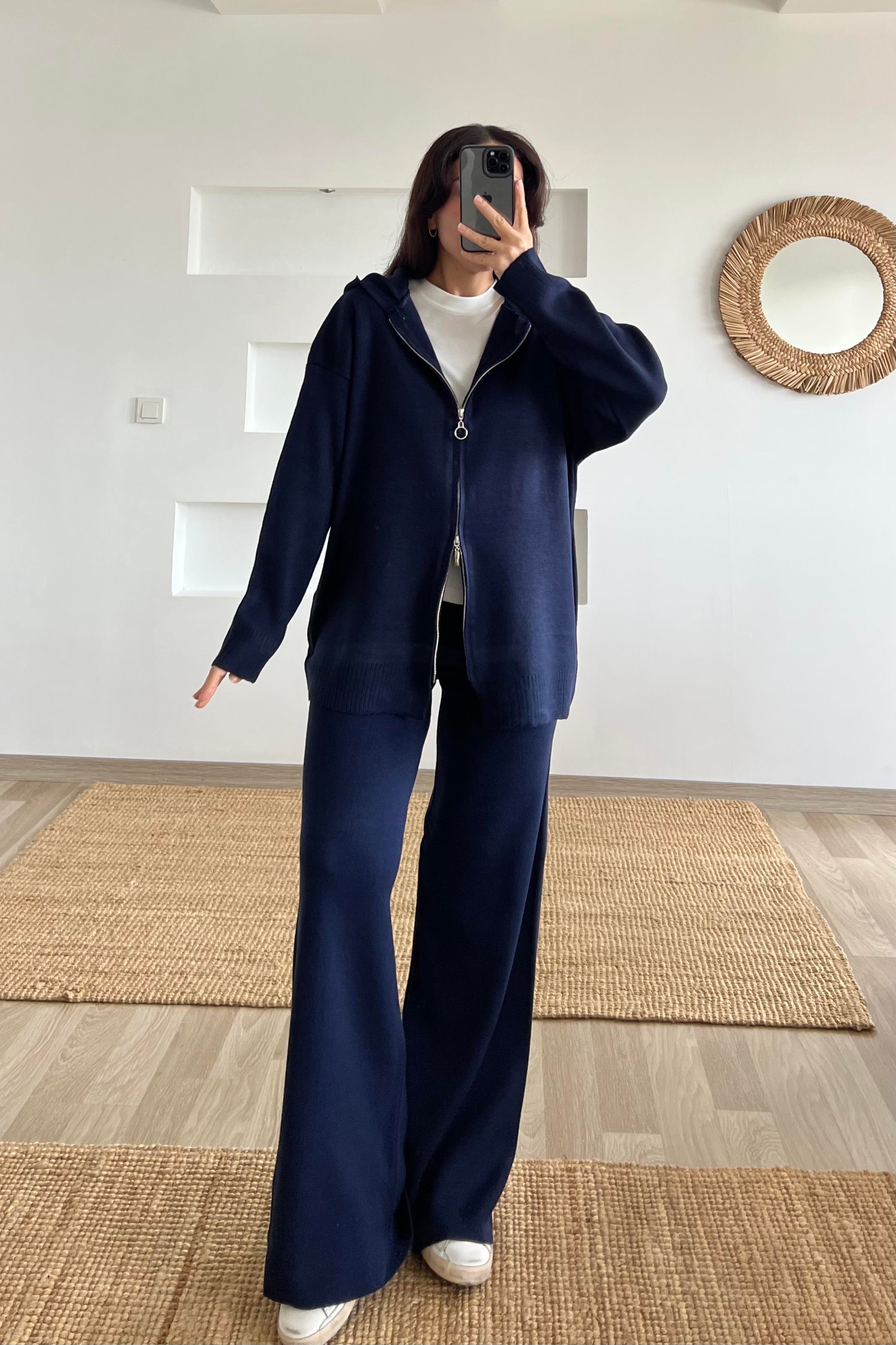 Lacivert Kapüşonlu Triko Takım uygun fiyatlarda www.butikhola.com adresinde