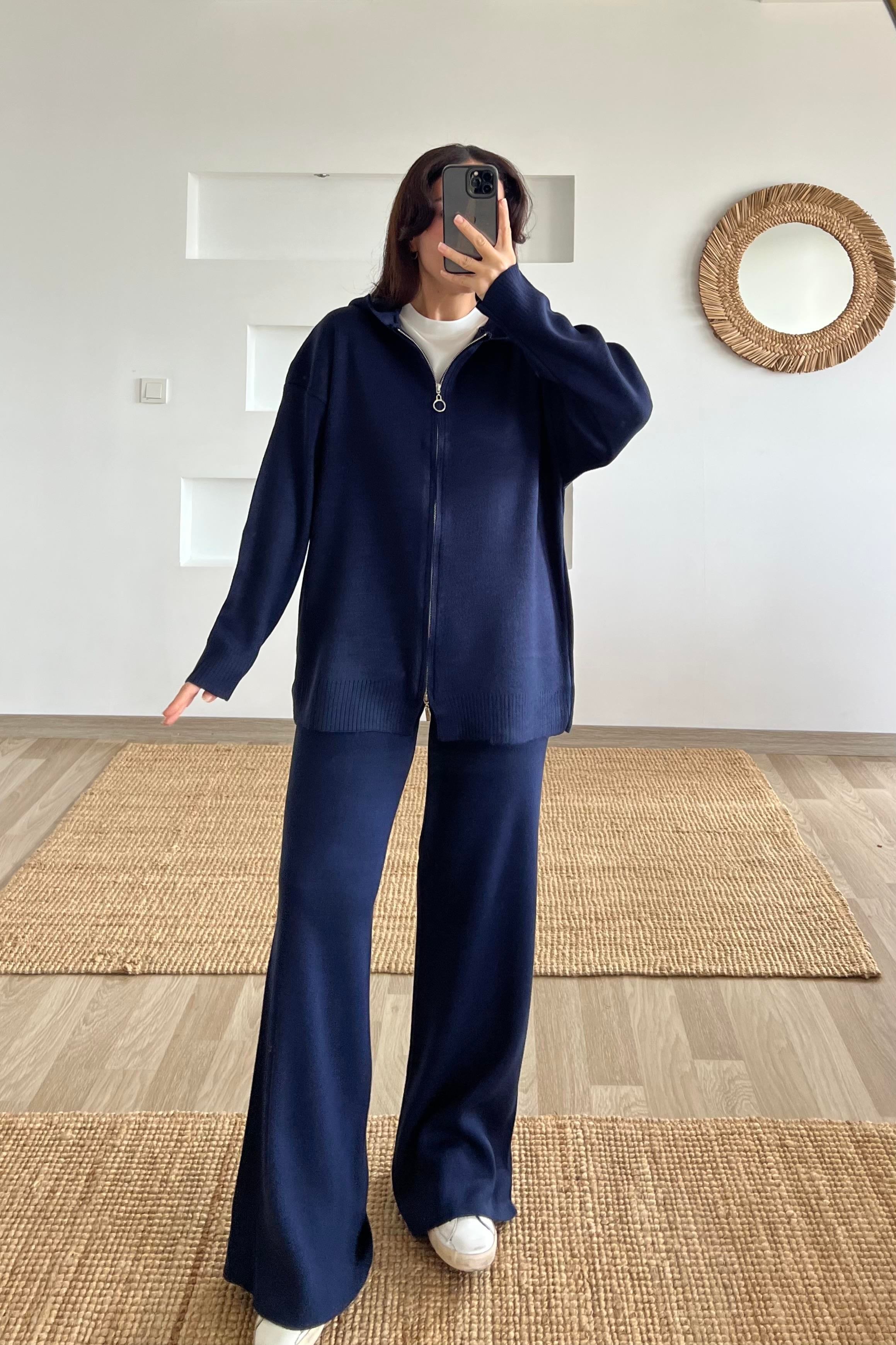 Lacivert Kapüşonlu Triko Takım uygun fiyatlarda www.butikhola.com adresinde