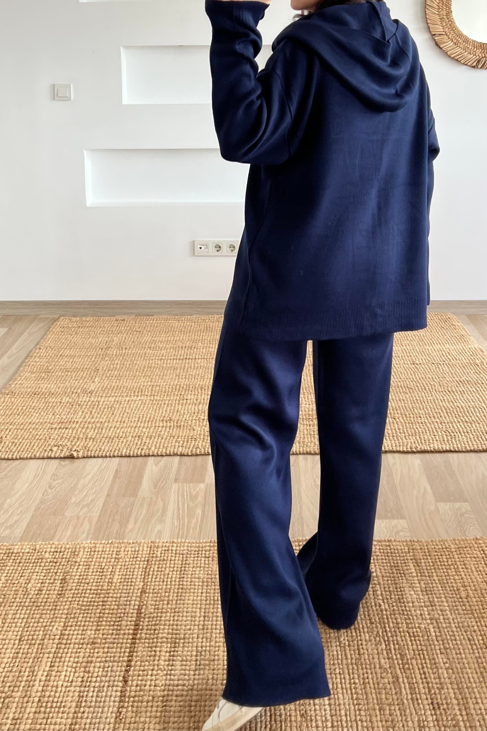 Lacivert Kapüşonlu Triko Takım uygun fiyatlarda www.butikhola.com adresinde