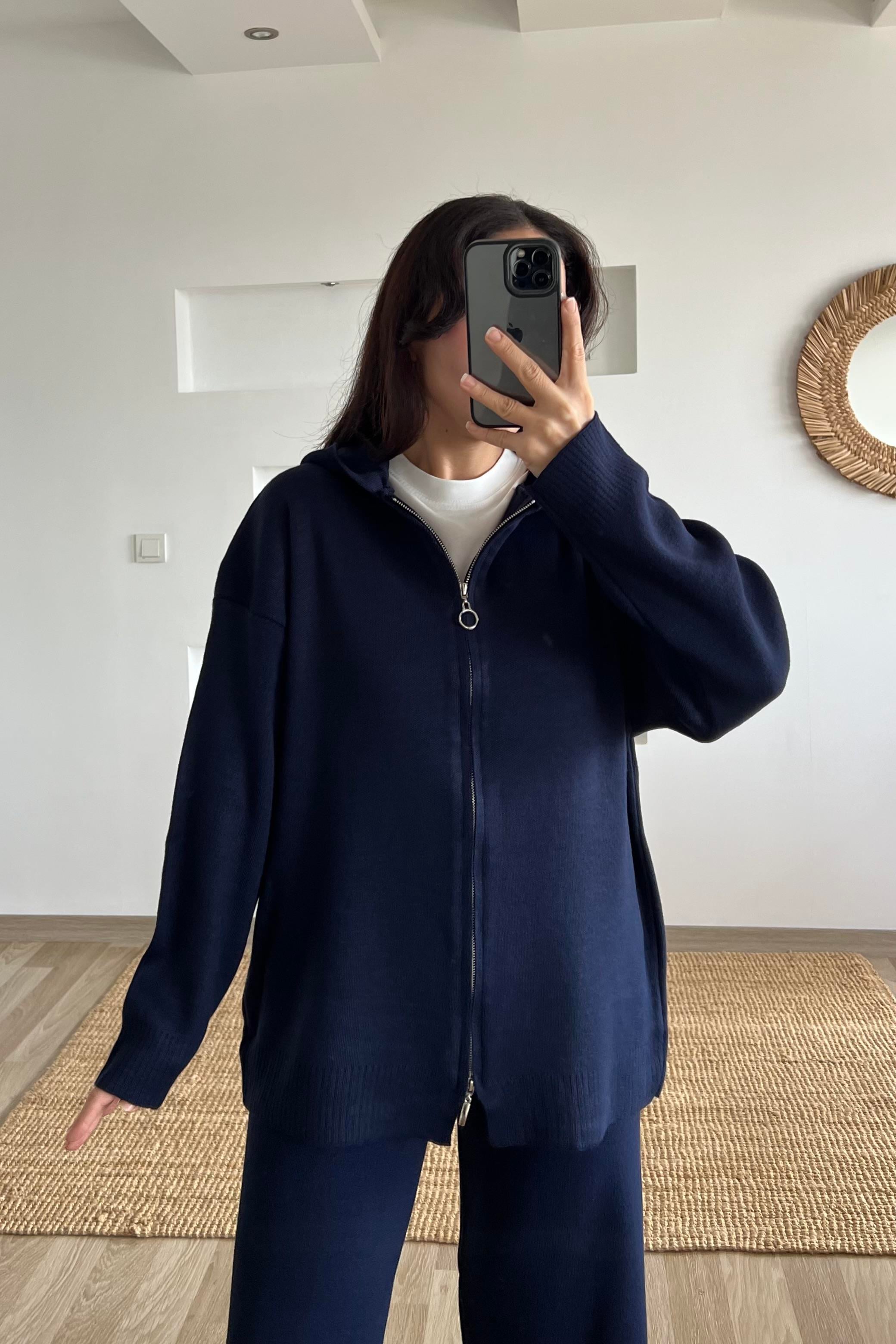 Lacivert Kapüşonlu Triko Takım uygun fiyatlarda www.butikhola.com adresinde