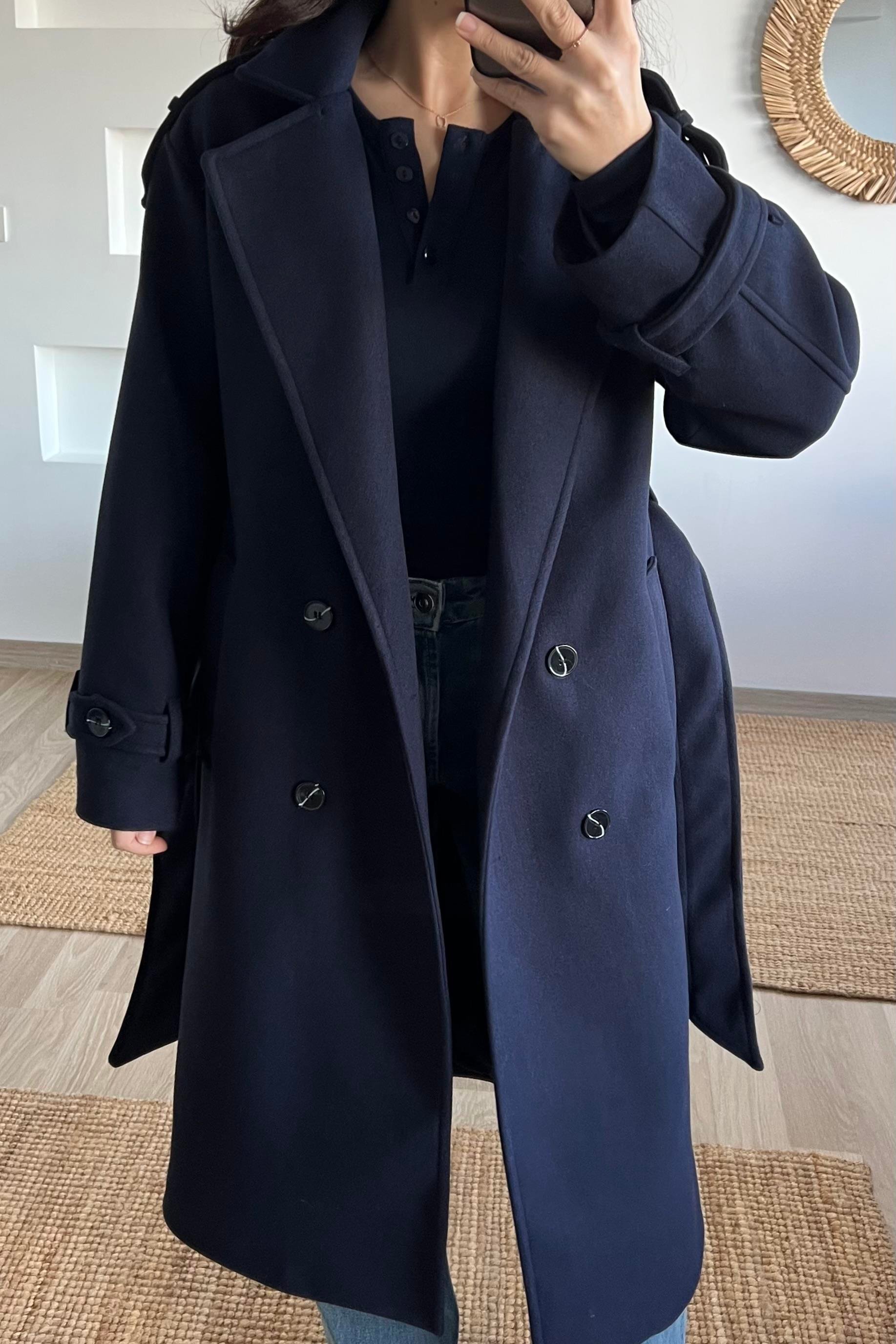 Lacivert Kuşaklı Premium Kaban uygun fiyatlarda www.butikhola.com adresinde