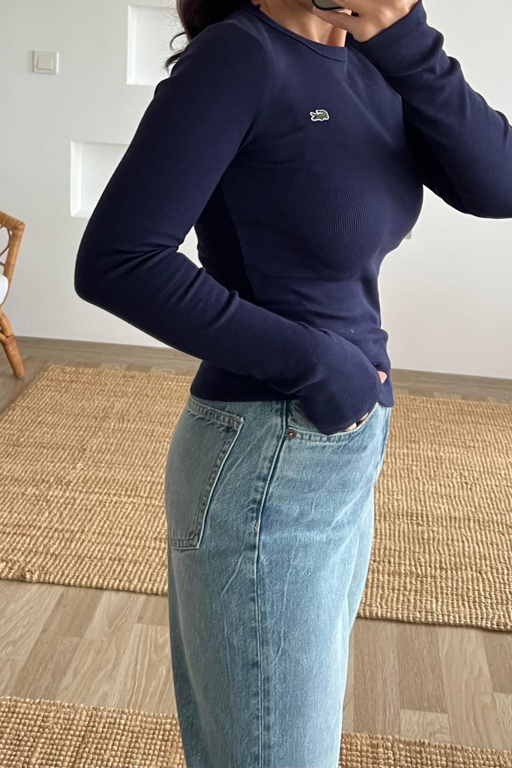 Lacivert Logo Nakışlı Uzun Kollu Bluz uygun fiyatlarda www.butikhola.com adresinde