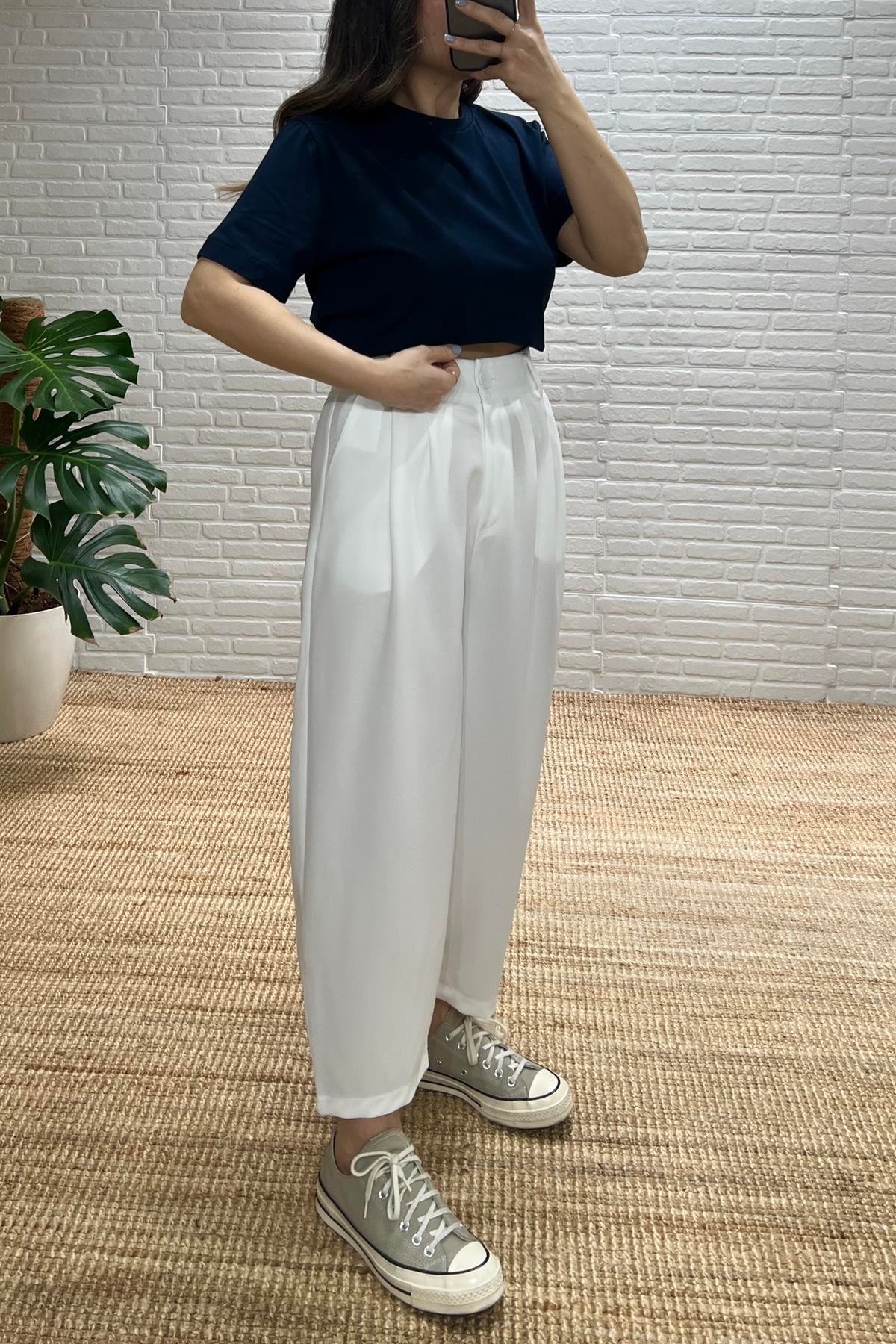 Lacivert Orjinal Marka Likralı Basic Tshirt uygun fiyatlarda www.butikhola.com adresinde