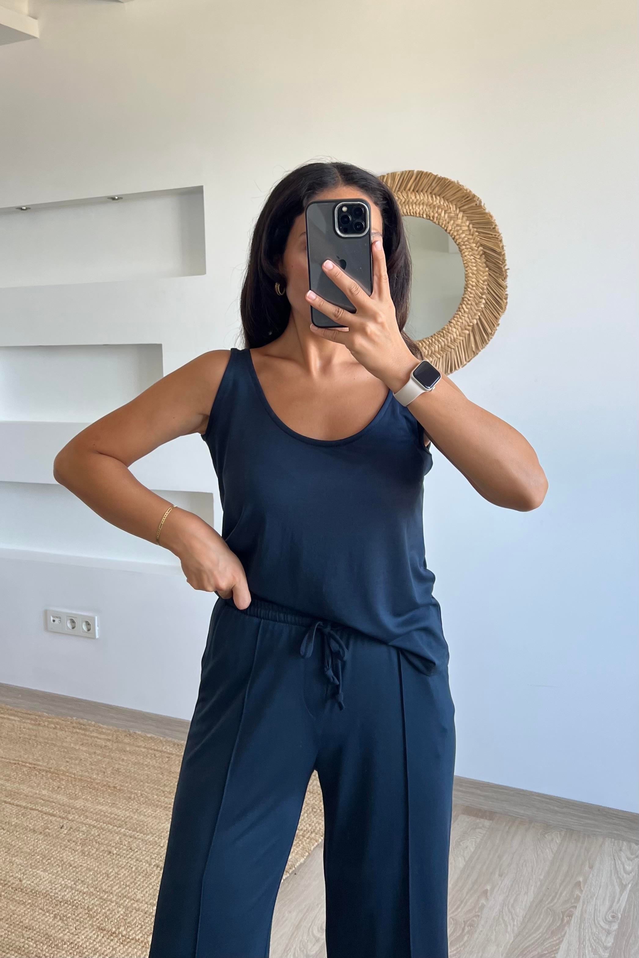 Lacivert Oysho Kumaş Askılı Takım uygun fiyatlarda www.butikhola.com adresinde