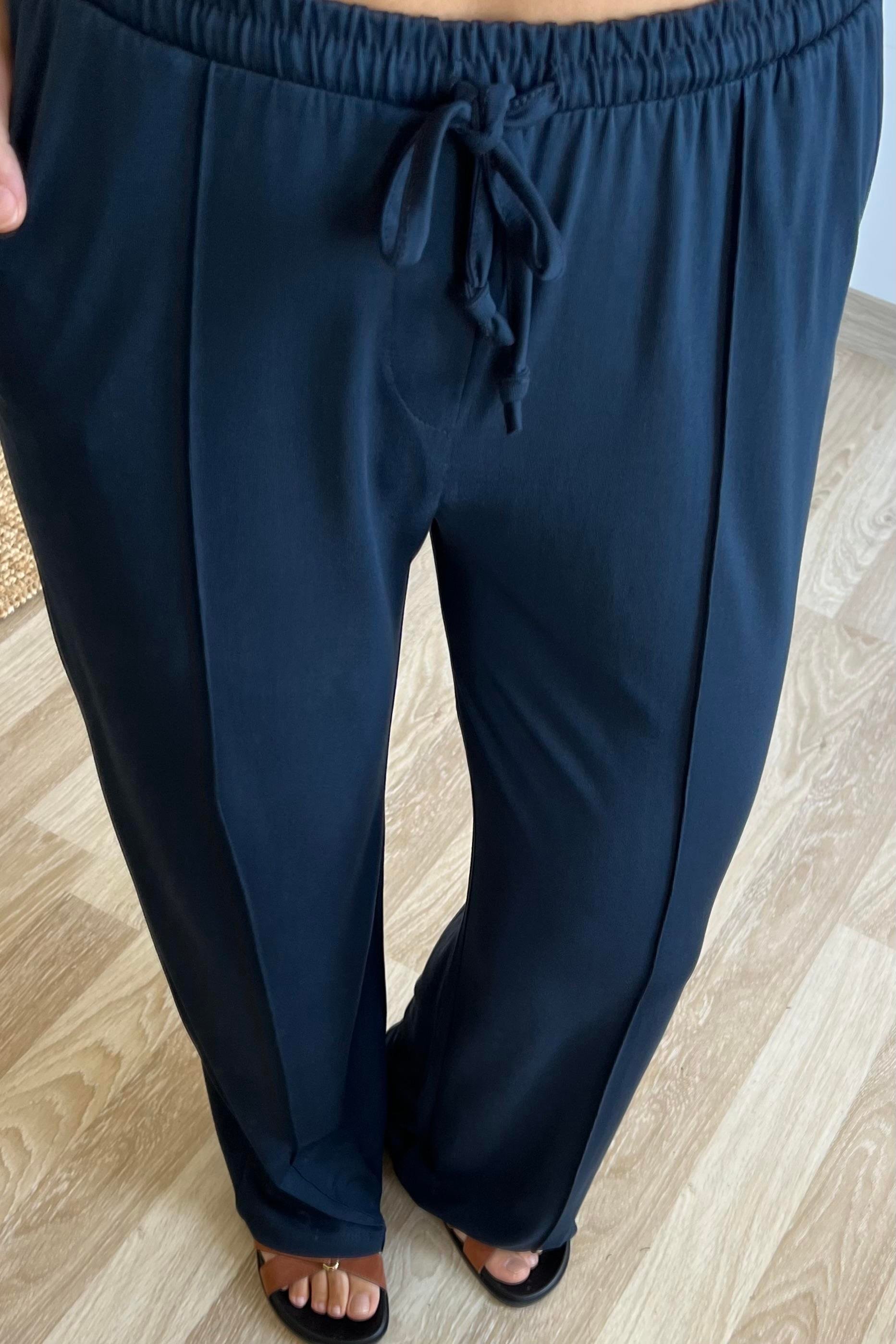 Lacivert Oysho Kumaş Askılı Takım uygun fiyatlarda www.butikhola.com adresinde