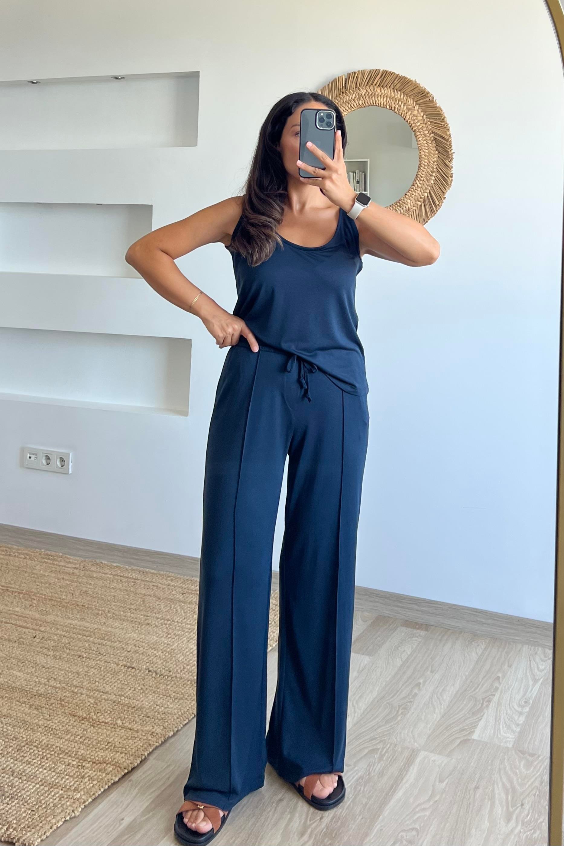 Lacivert Oysho Kumaş Askılı Takım uygun fiyatlarda www.butikhola.com adresinde