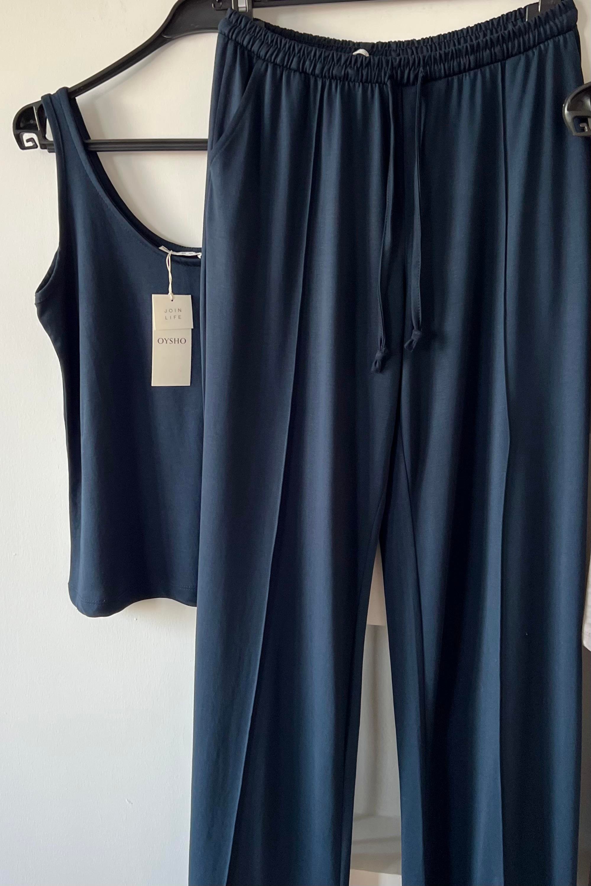 Lacivert Oysho Kumaş Askılı Takım uygun fiyatlarda www.butikhola.com adresinde