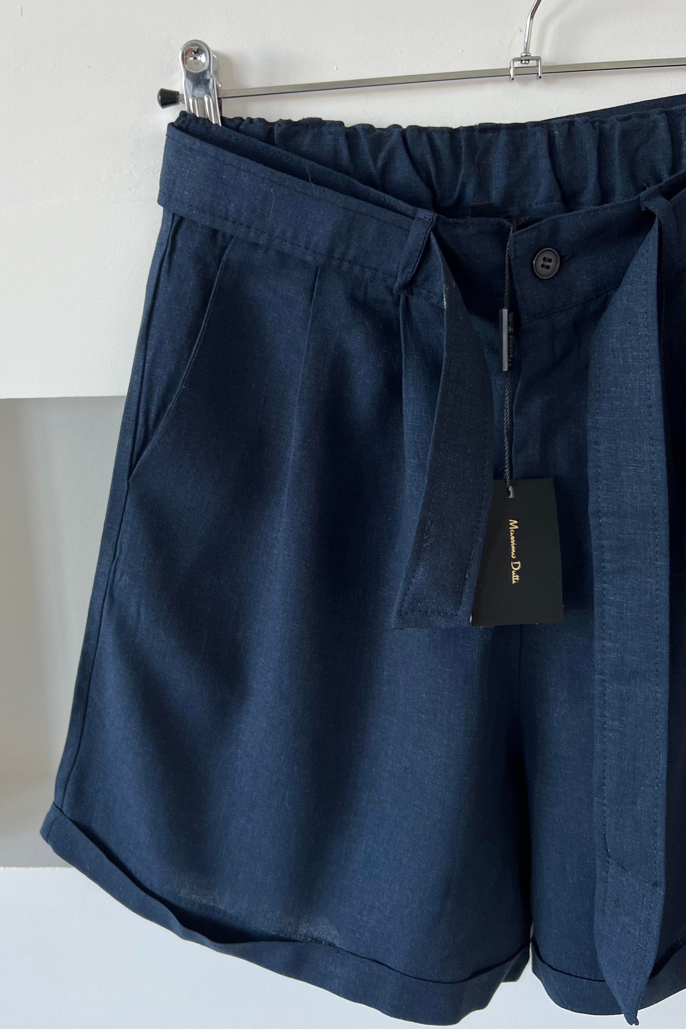 Lacivert Şehir Boy Ham Keten Şort uygun fiyatlarda www.butikhola.com adresinde
