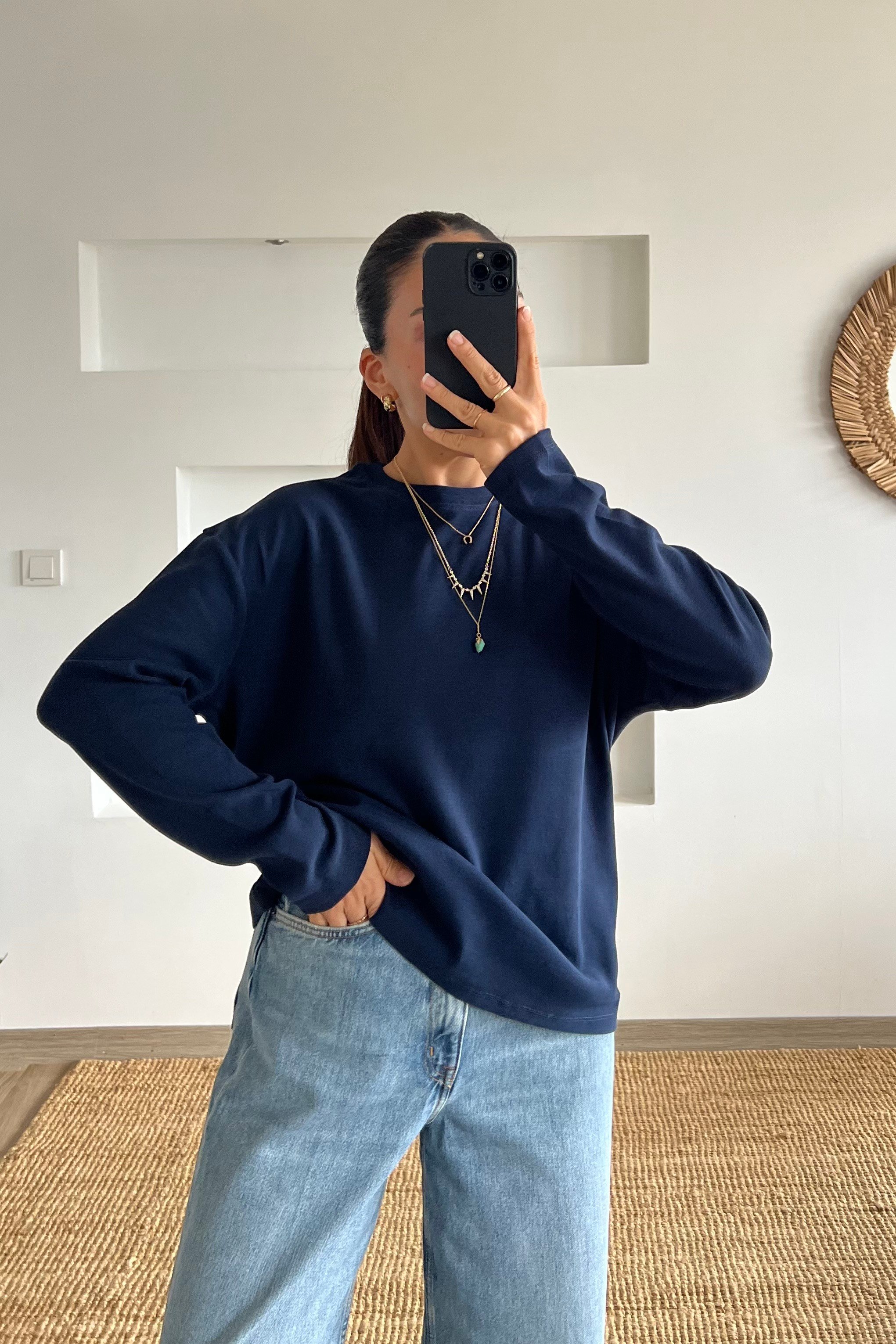 Lacivert Yumuşak Dokulu Uzun Kollu Sweat uygun fiyatlarda www.butikhola.com adresinde
