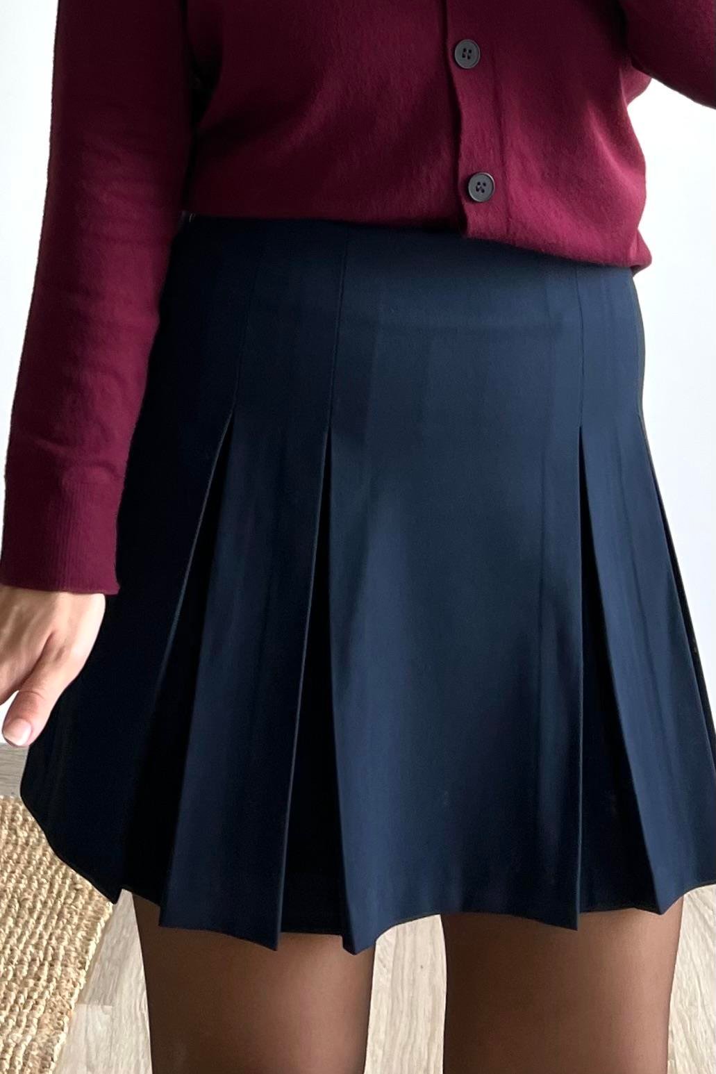 Lacvert Pileli Premium Etek  uygun fiyatlarda www.butikhola.com adresinde