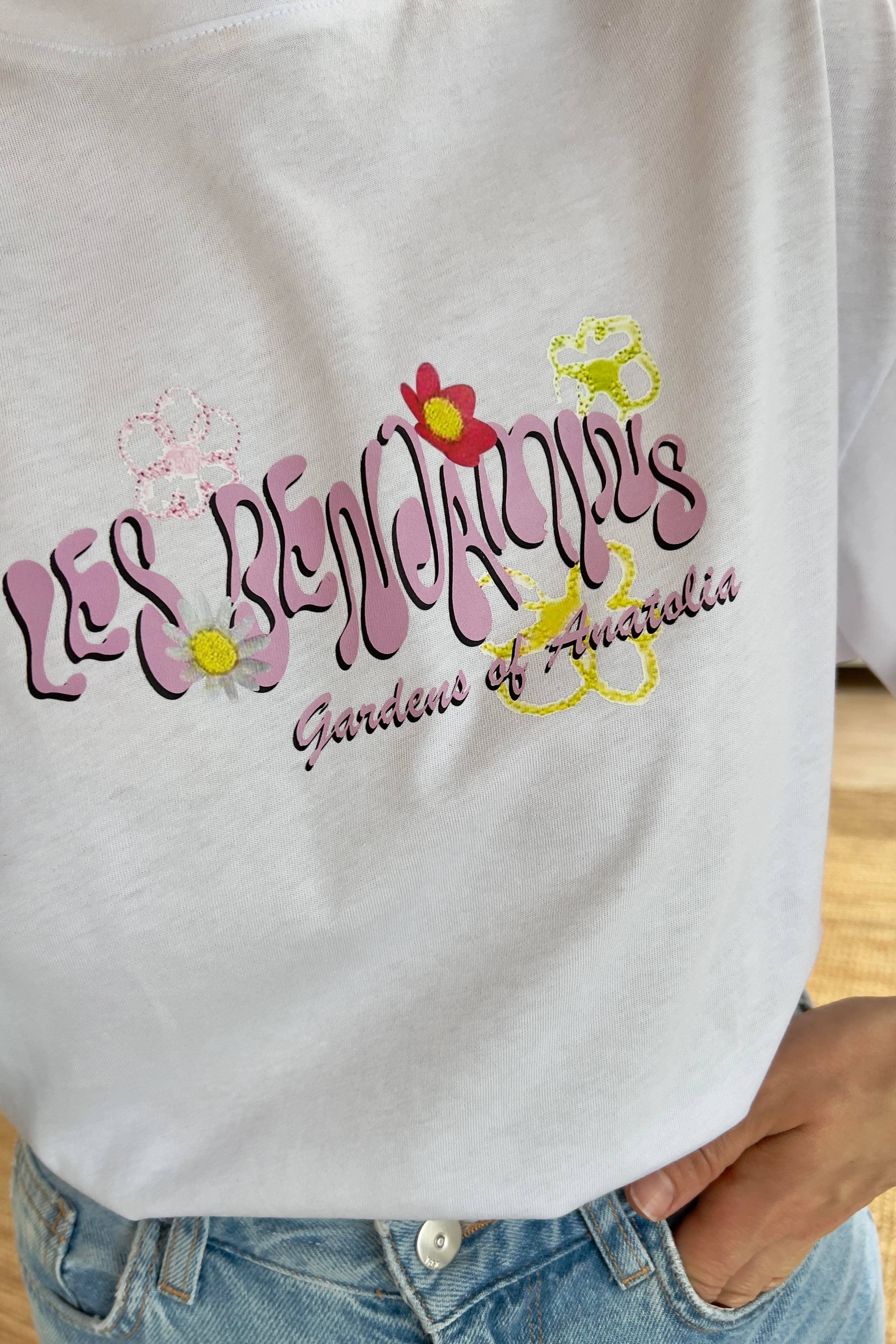 LB Beyaz Çiçek Desenli Düşük Omuz Tshirt uygun fiyatlarda www.butikhola.com adresinde
