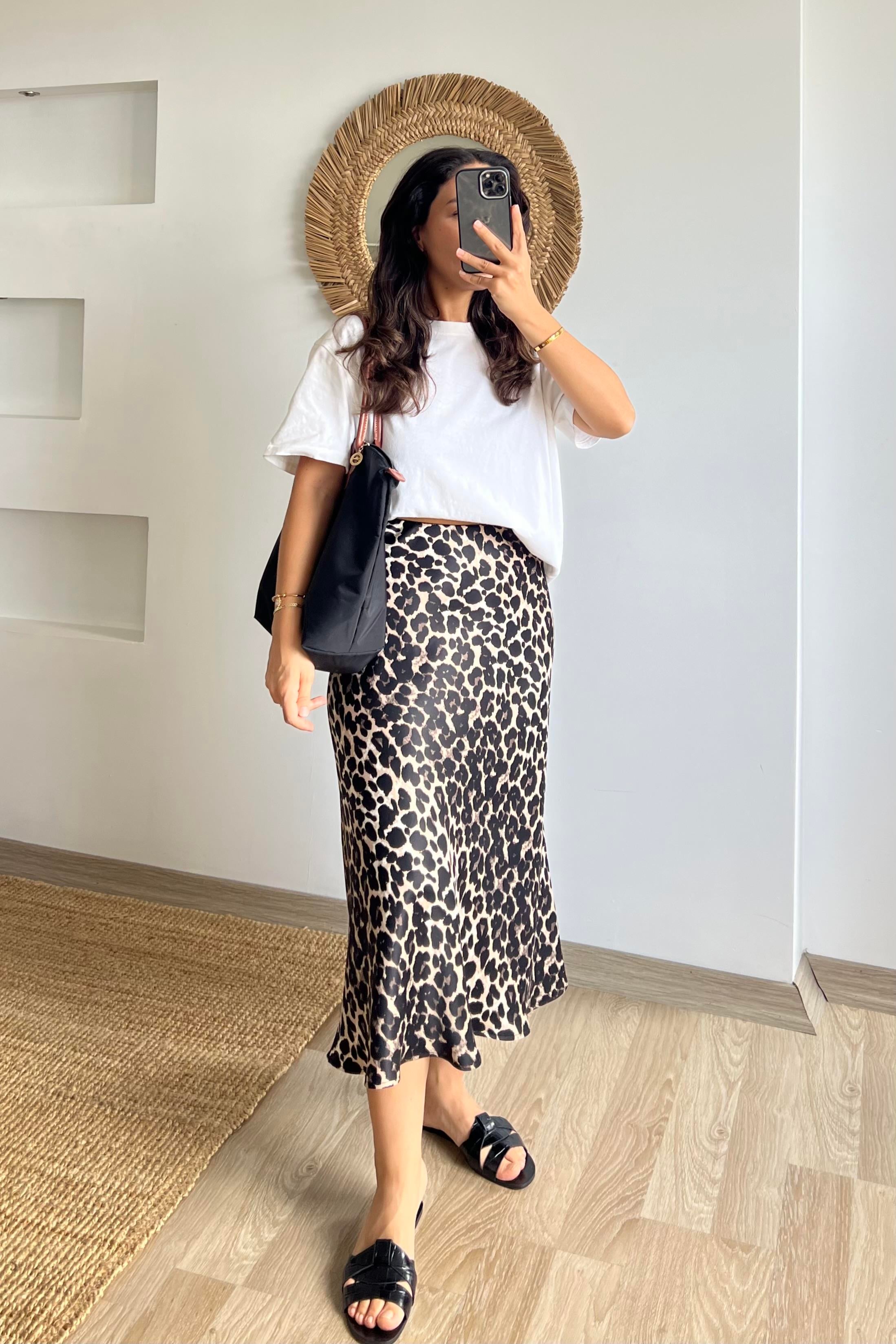 Leopar Desenli Beli Lastikli Saten Etek uygun fiyatlarda www.butikhola.com adresinde
