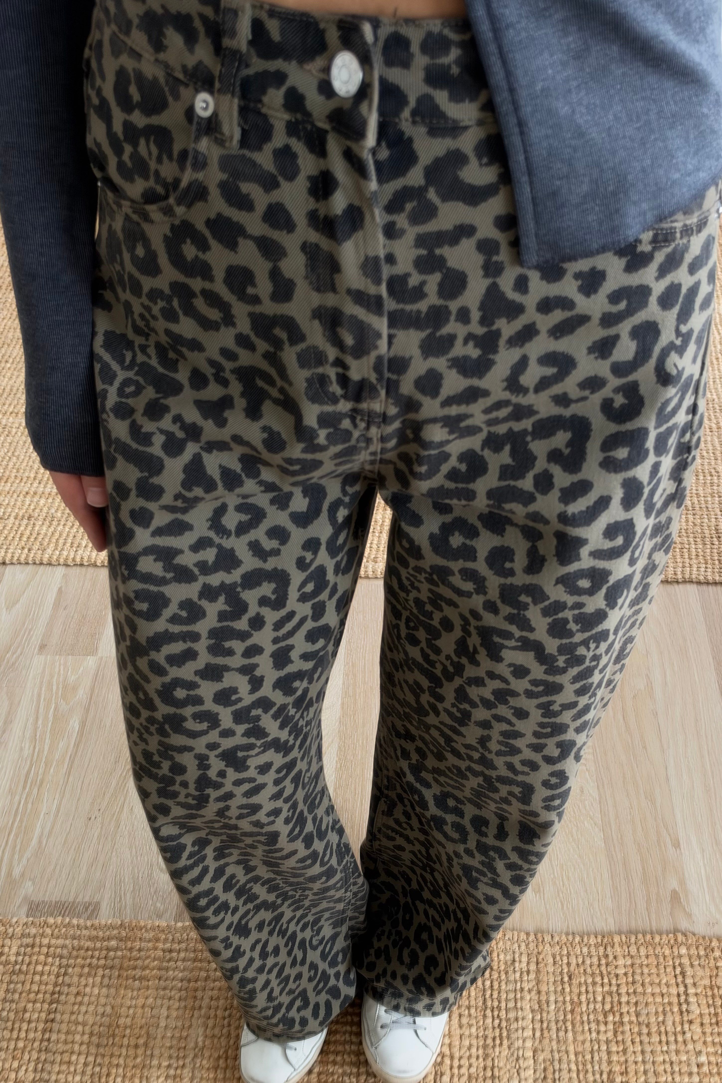 Leopar Desenli Jean uygun fiyatlarda www.butikhola.com adresinde