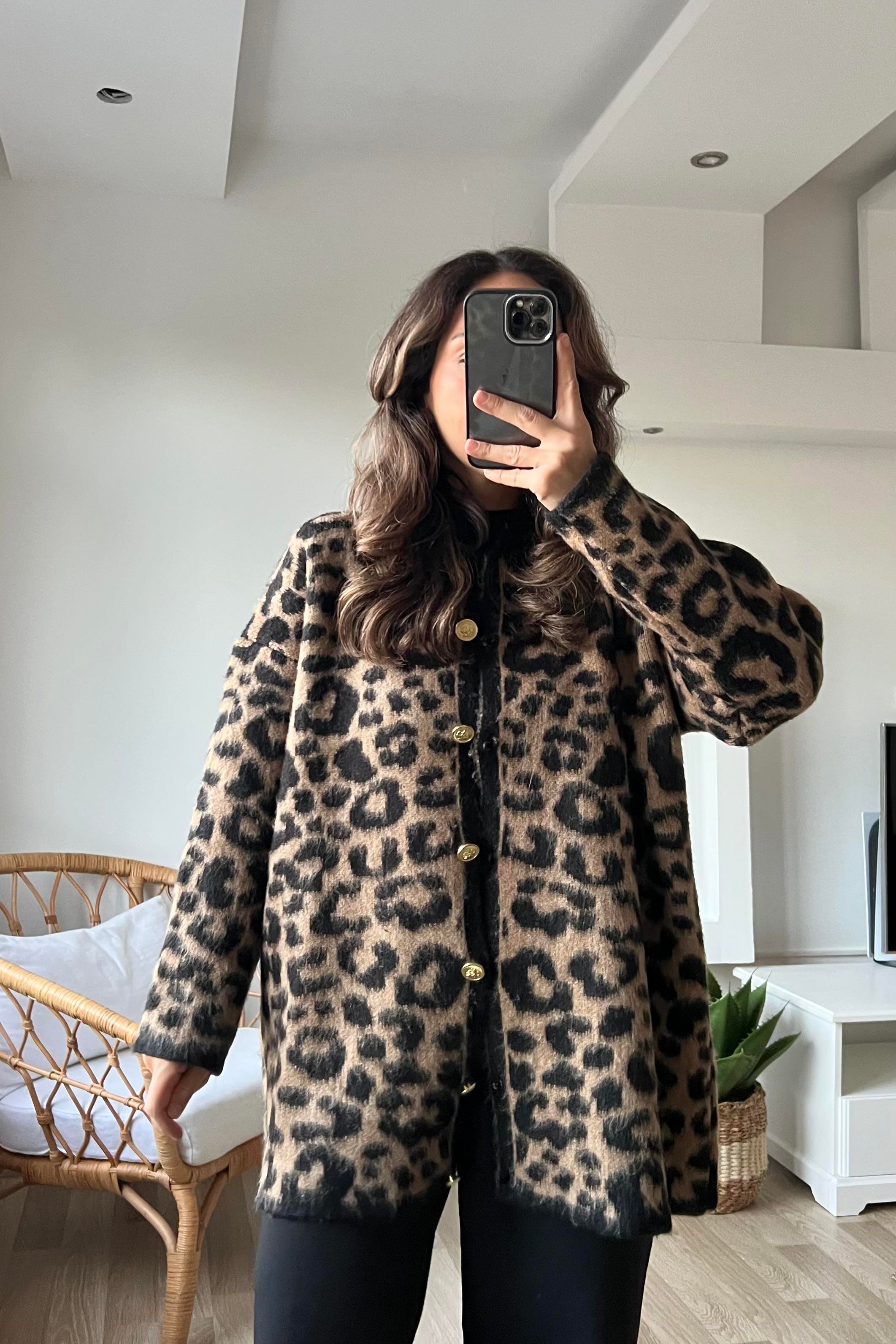 Leopar Desenli Uzun Hırka  uygun fiyatlarda www.butikhola.com adresinde