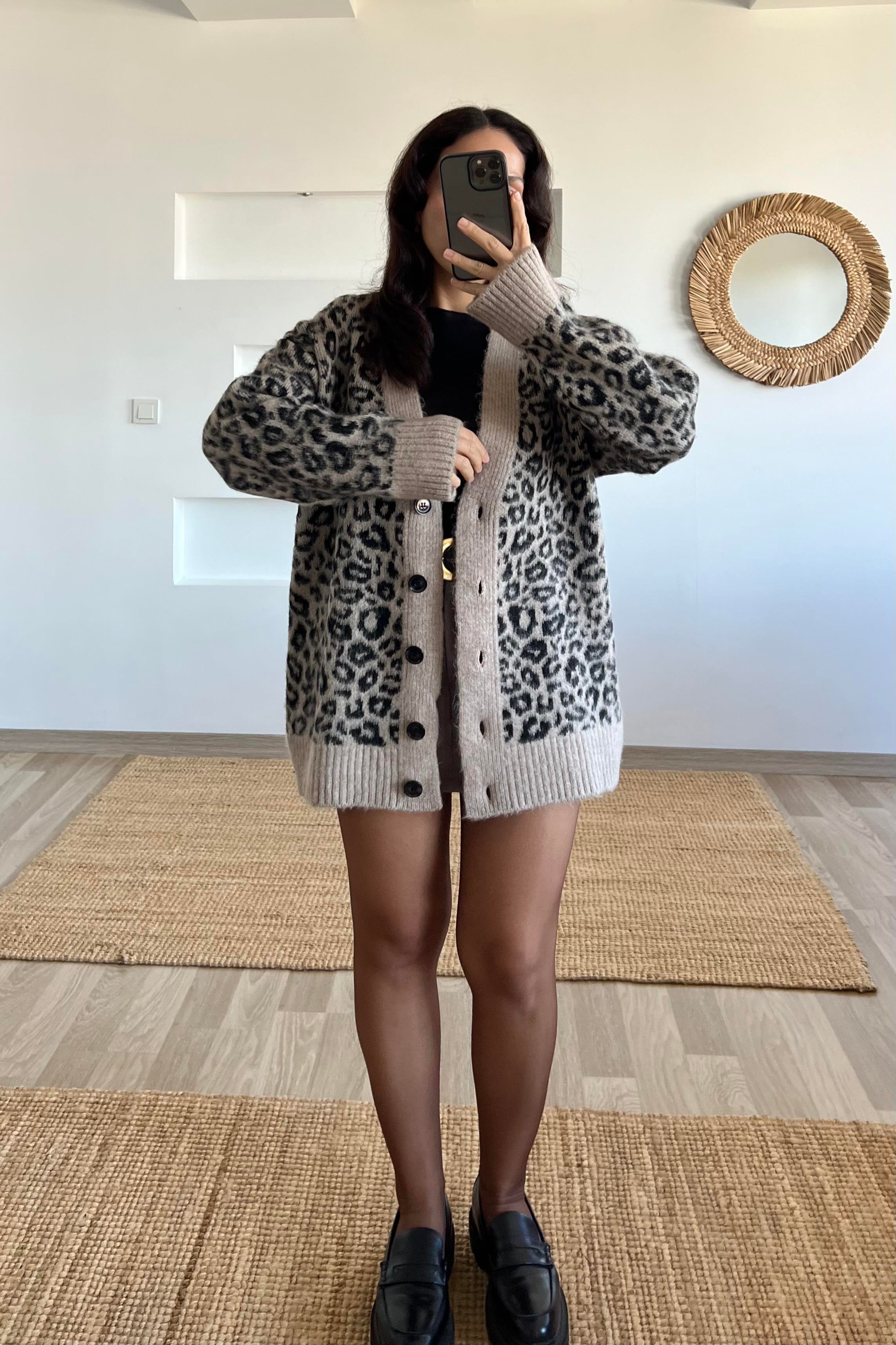 Leopar Desenli Yün Hırka uygun fiyatlarda www.butikhola.com adresinde