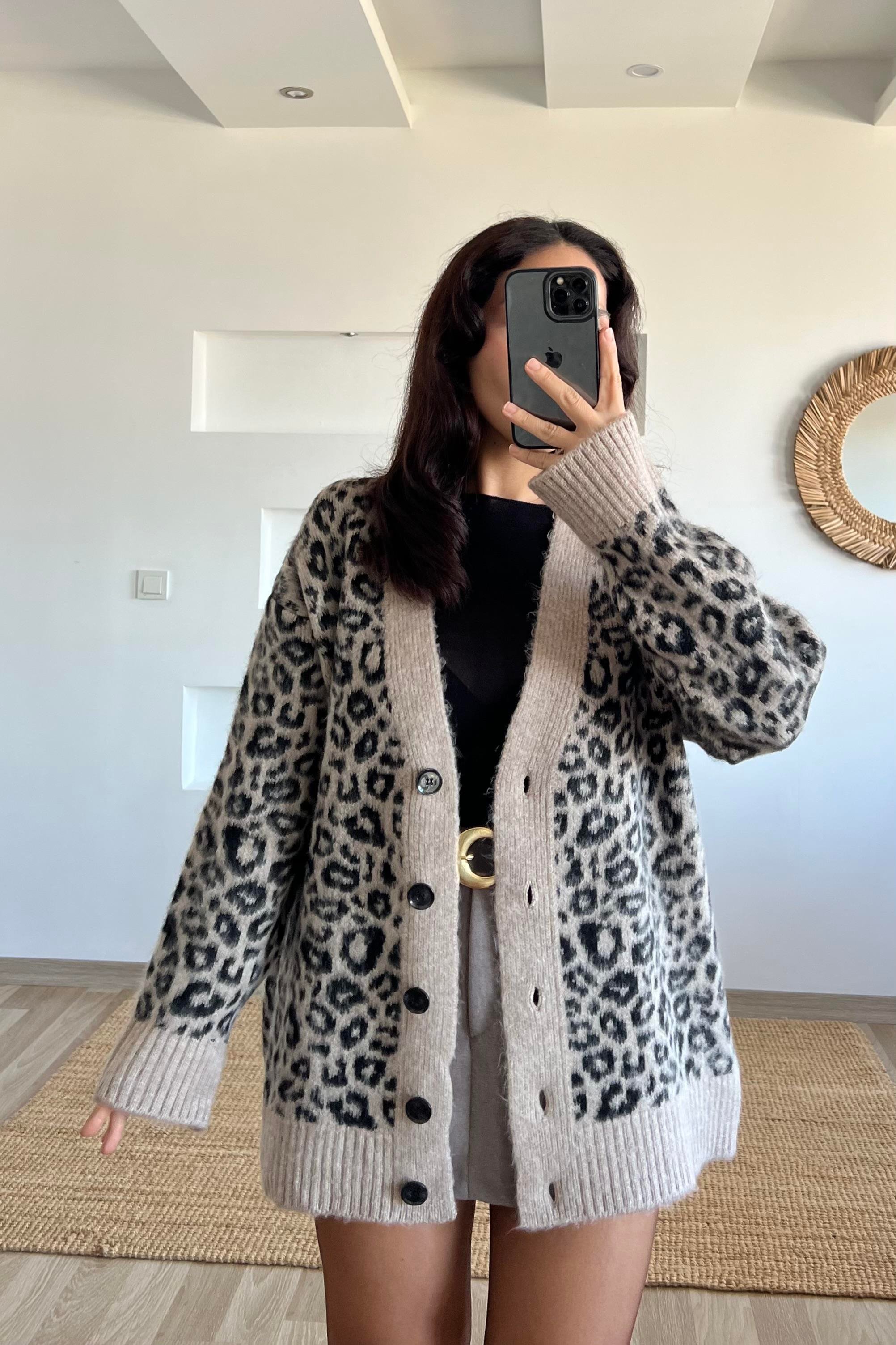 Leopar Desenli Yün Hırka uygun fiyatlarda www.butikhola.com adresinde