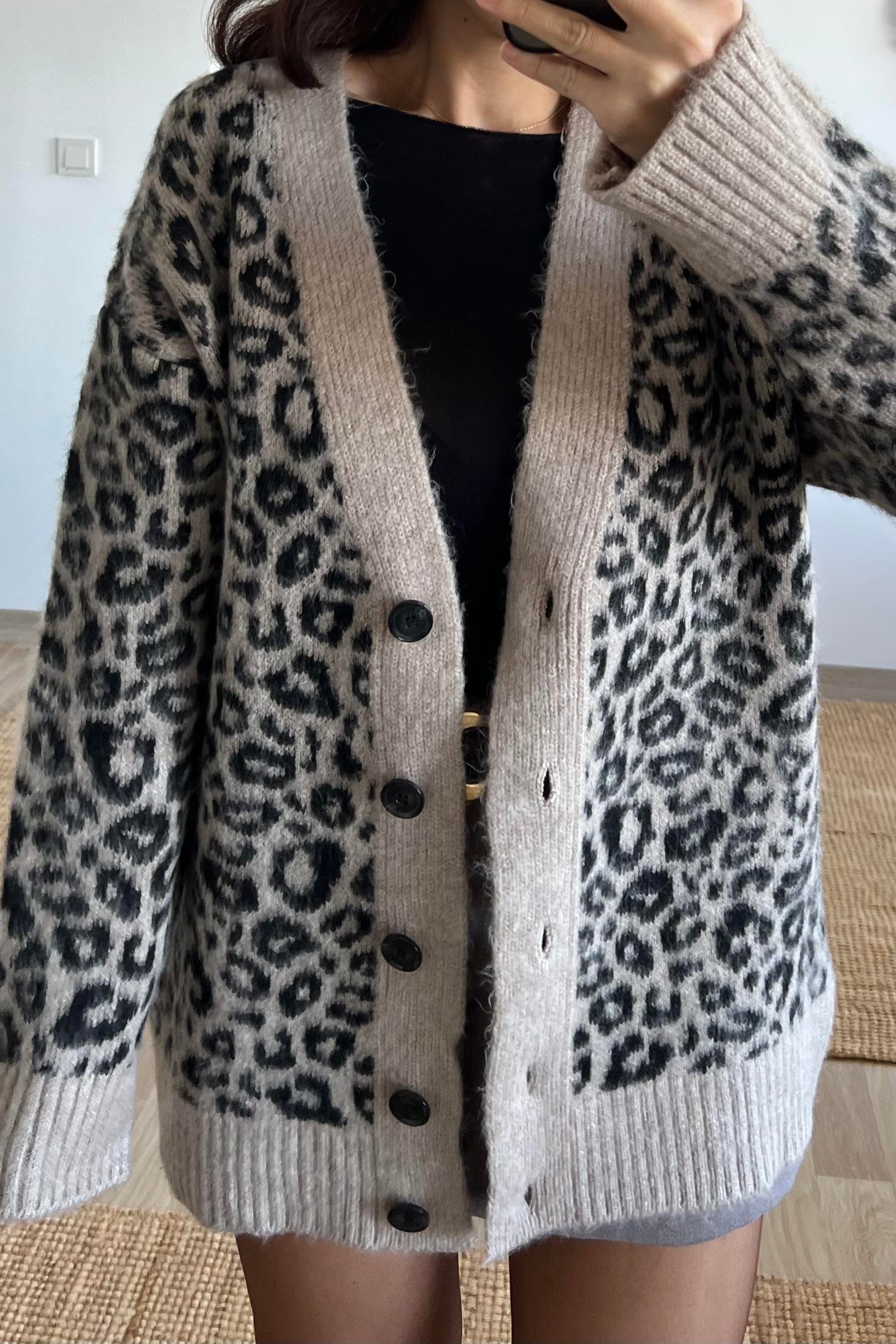 Leopar Desenli Yün Hırka uygun fiyatlarda www.butikhola.com adresinde
