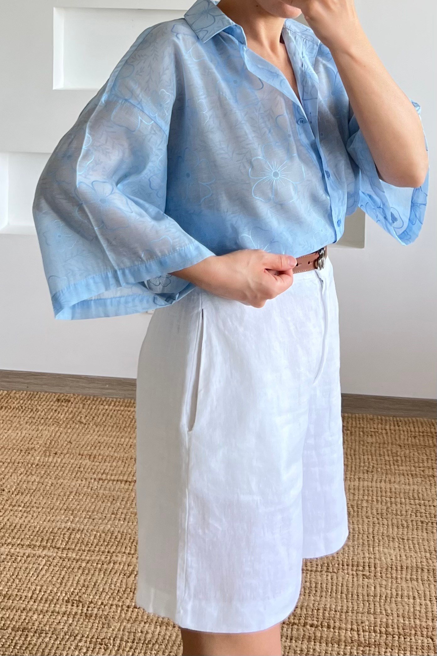 Mavi Çiçek Desenli Oversize Gömlek uygun fiyatlarda www.butikhola.com adresinde