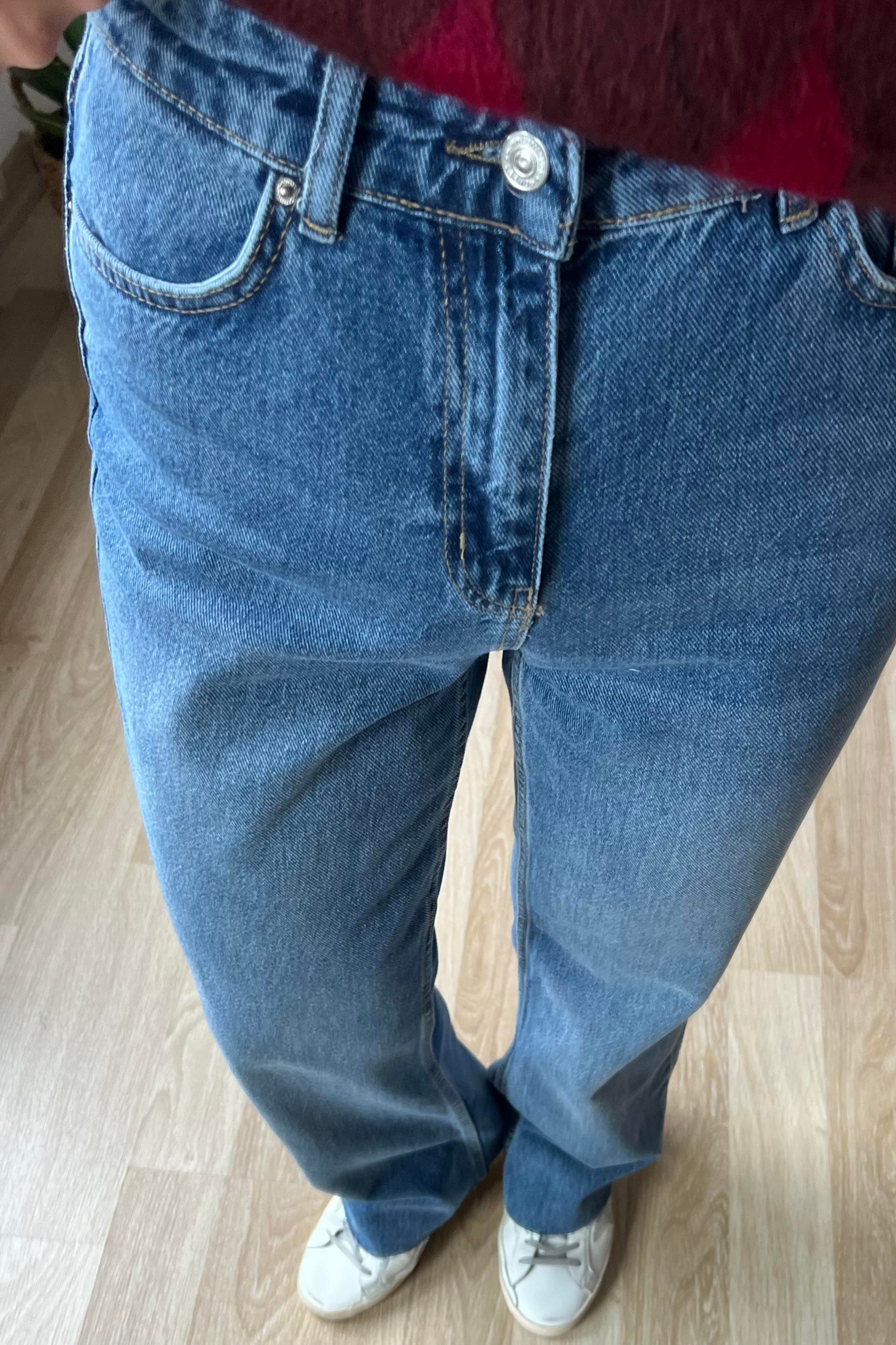 Mavi Yıkamalı Straight Fit Kesik Paça Jean  uygun fiyatlarda www.butikhola.com adresinde
