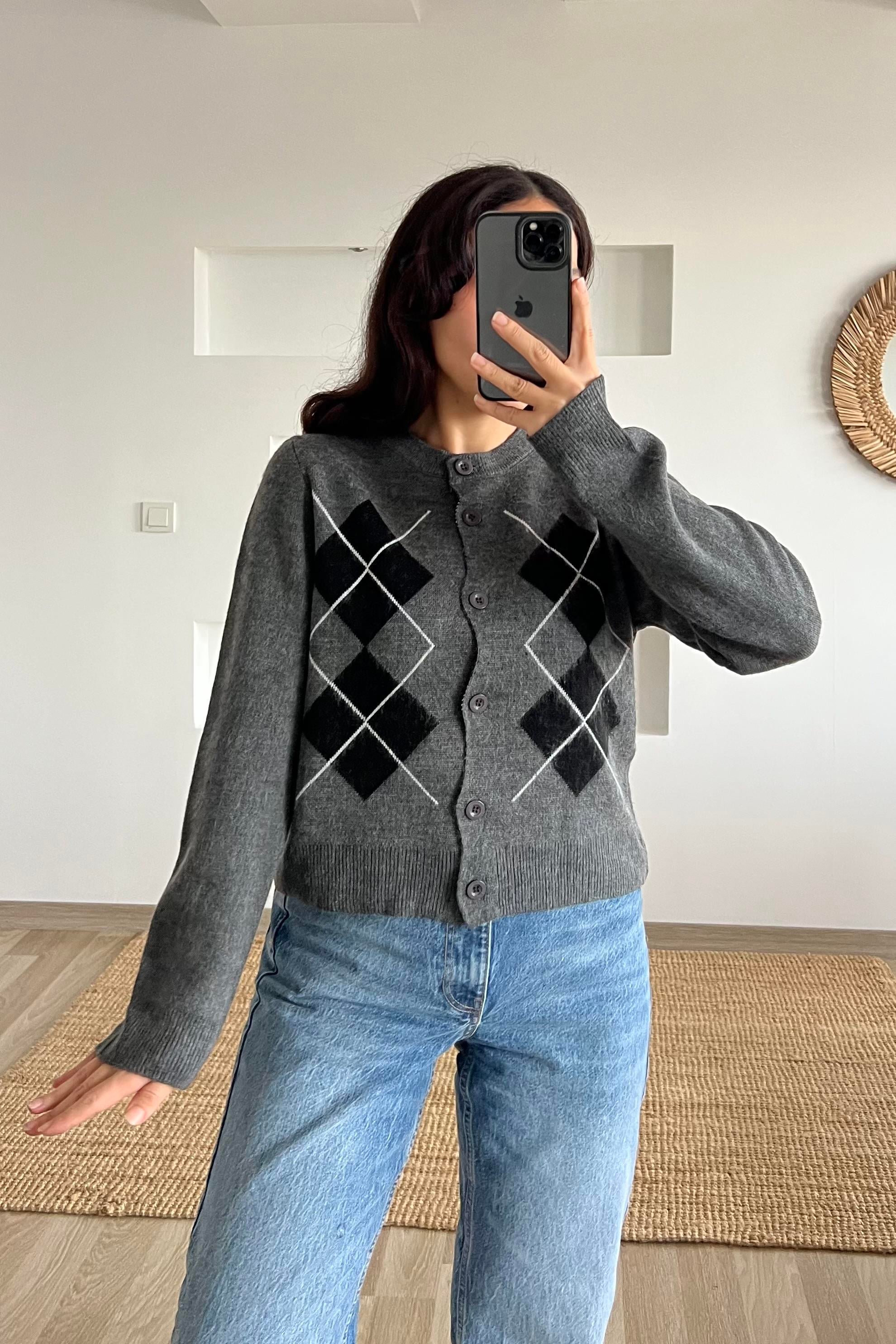 Md Antrasit Soft Touch Baklava Desenli Hırka uygun fiyatlarda www.butikhola.com adresinde