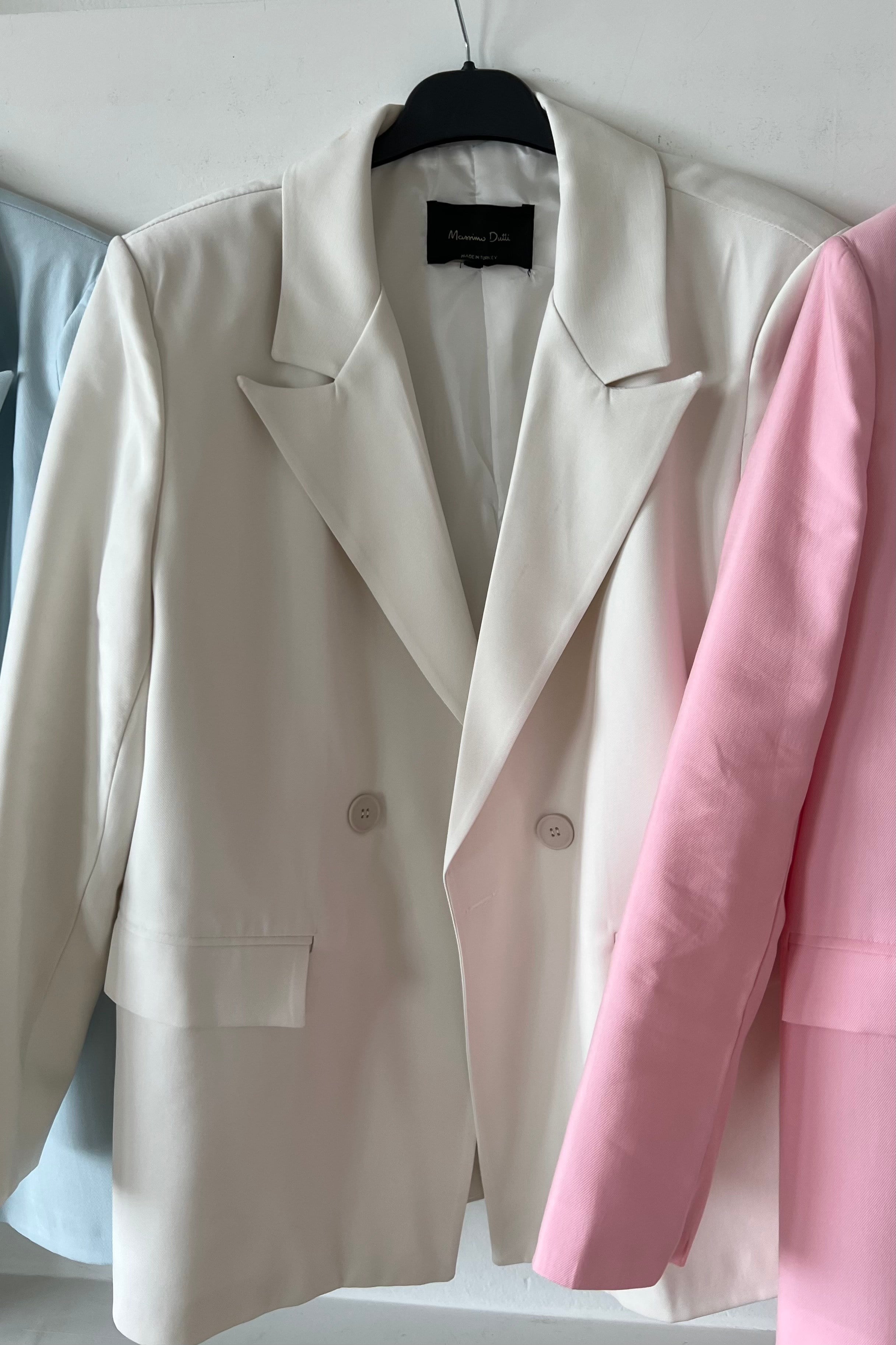 MD Beyaz Astarlı Oversize Tensel Ceket uygun fiyatlarda www.butikhola.com adresinde